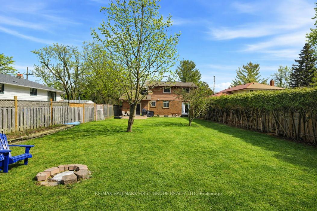 Photo 40 of 1994 Fairport Road, Pickering, Dunbarton — HOMEH