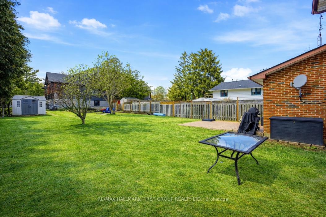 Photo 41 of 1994 Fairport Road, Pickering, Dunbarton — HOMEH