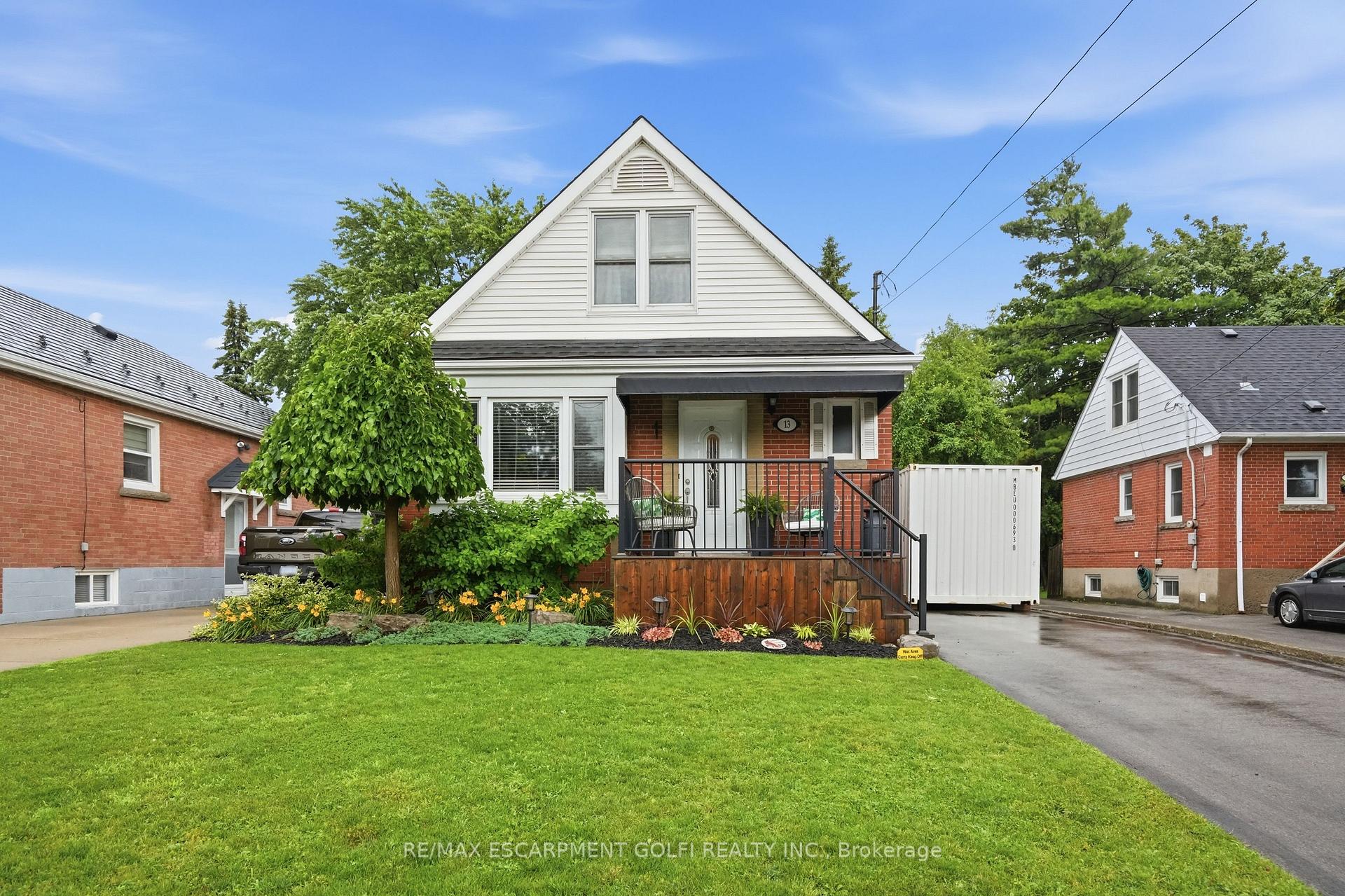 Photo 1 of 13 East 41st Street, Hamilton, Sunninghill — HOMEH