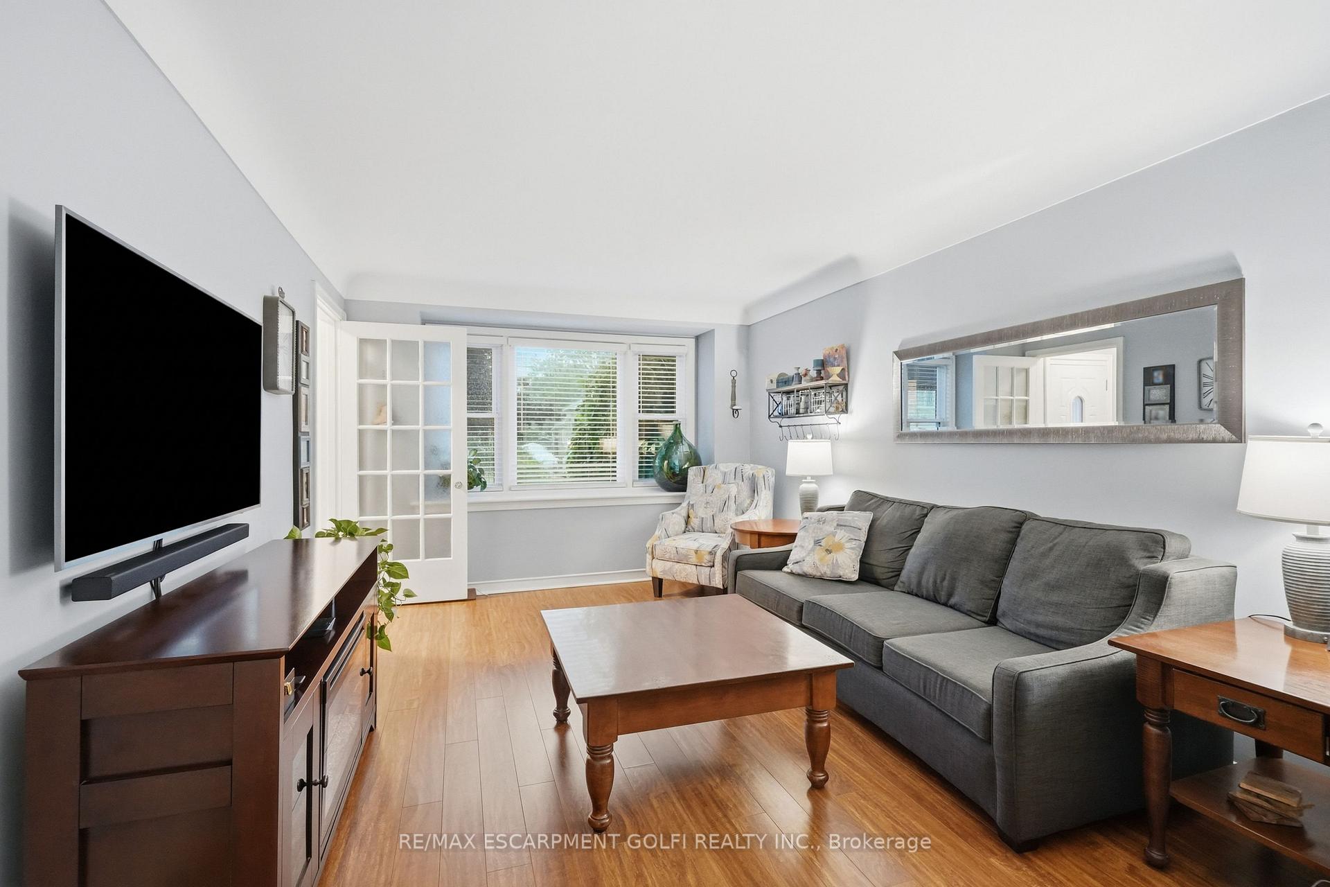 Photo 6 of 13 East 41st Street, Hamilton, Sunninghill — HOMEH