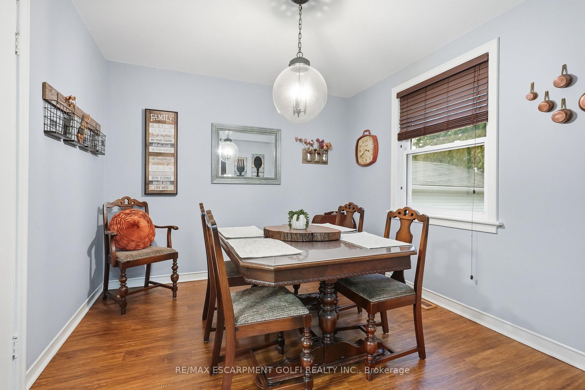 Photo 9 of 13 East 41st Street, Hamilton, Sunninghill — HOMEH