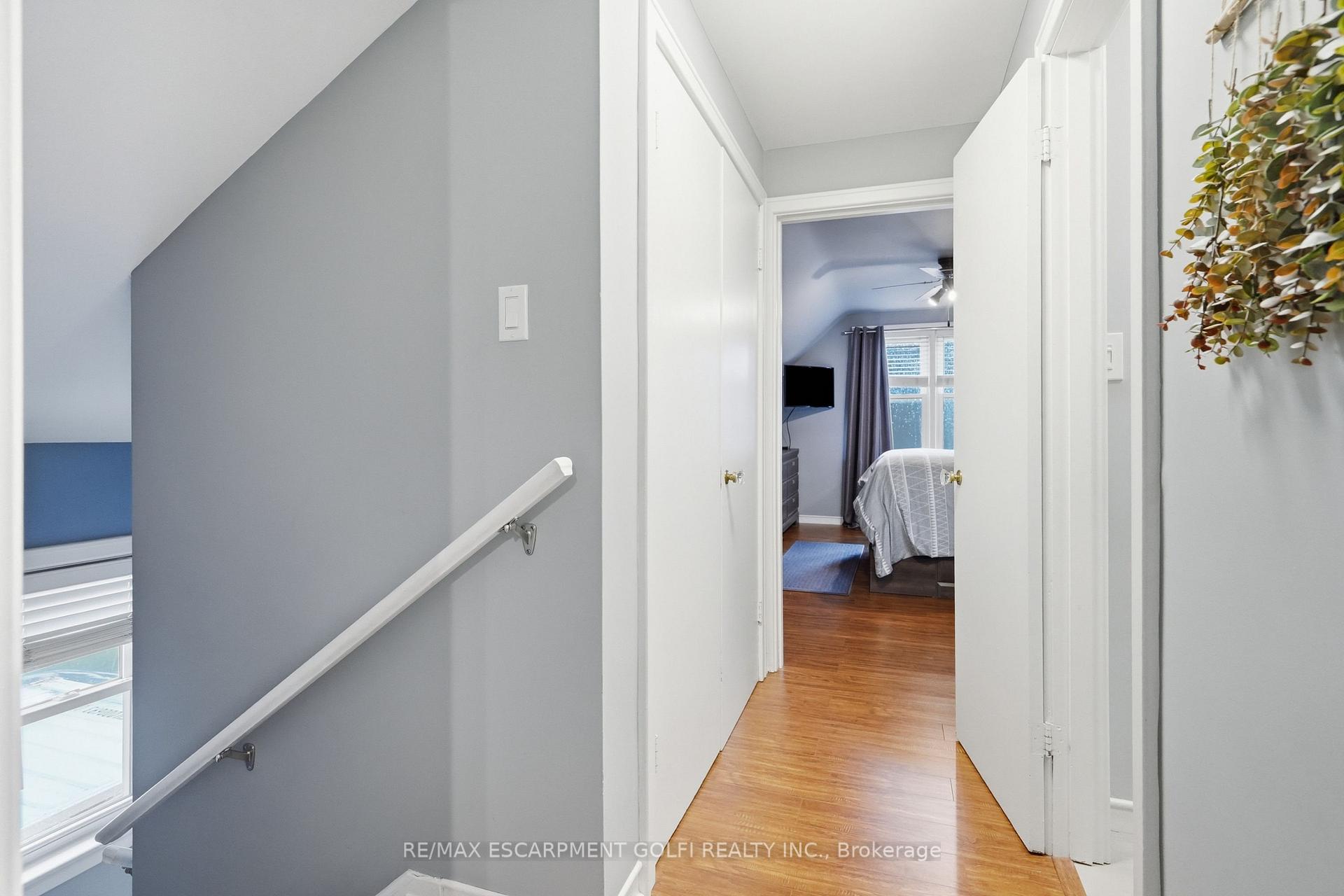Photo 23 of 13 East 41st Street, Hamilton, Sunninghill — HOMEH