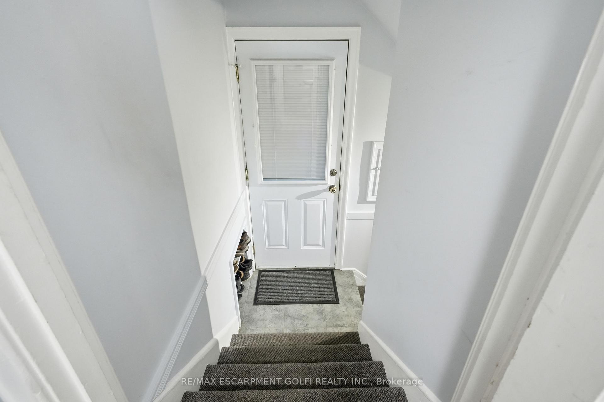 Photo 30 of 13 East 41st Street, Hamilton, Sunninghill — HOMEH