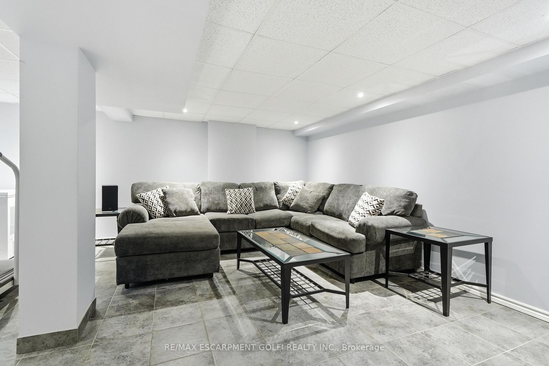 Photo 34 of 13 East 41st Street, Hamilton, Sunninghill — HOMEH