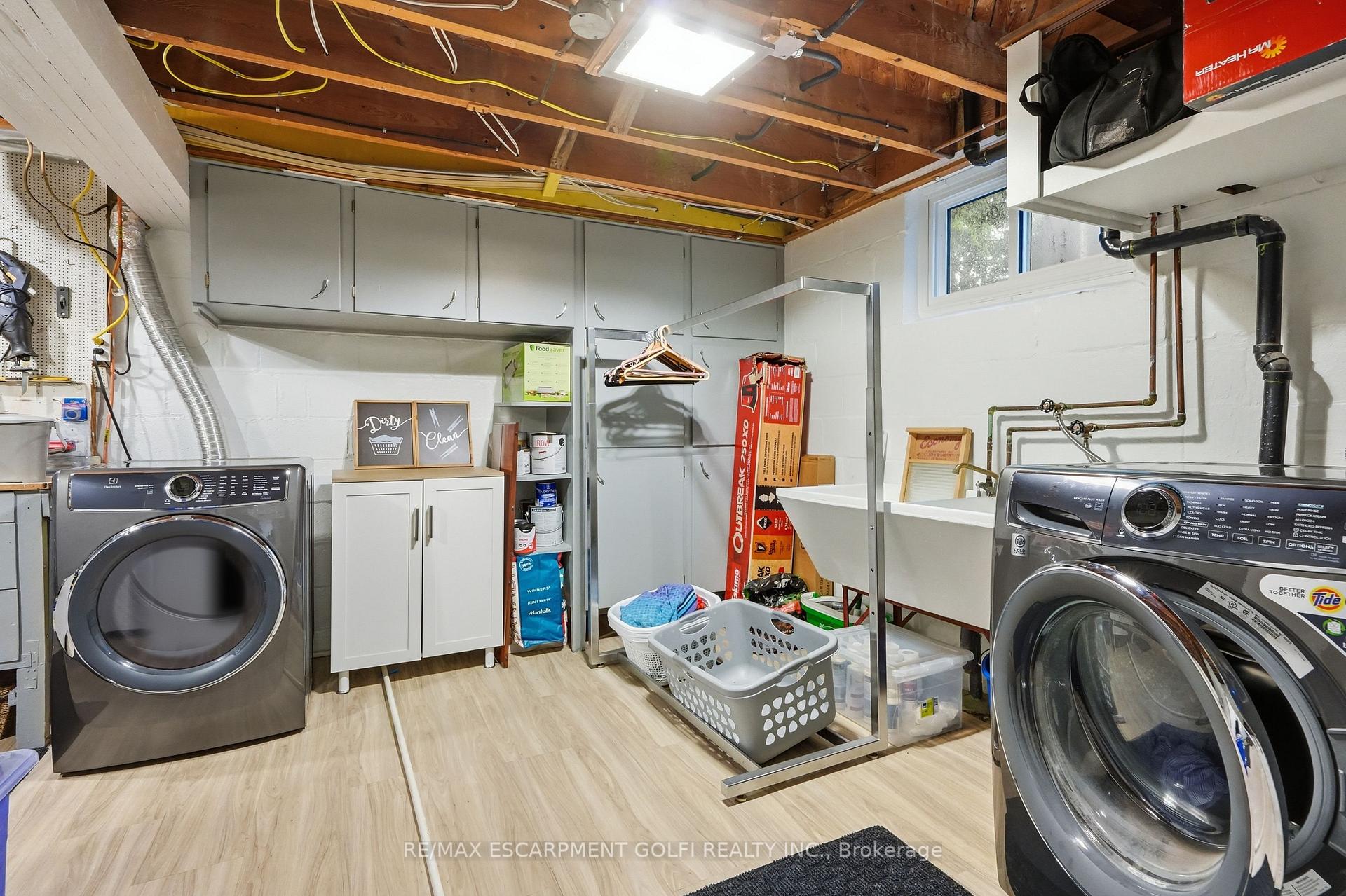 Photo 37 of 13 East 41st Street, Hamilton, Sunninghill — HOMEH