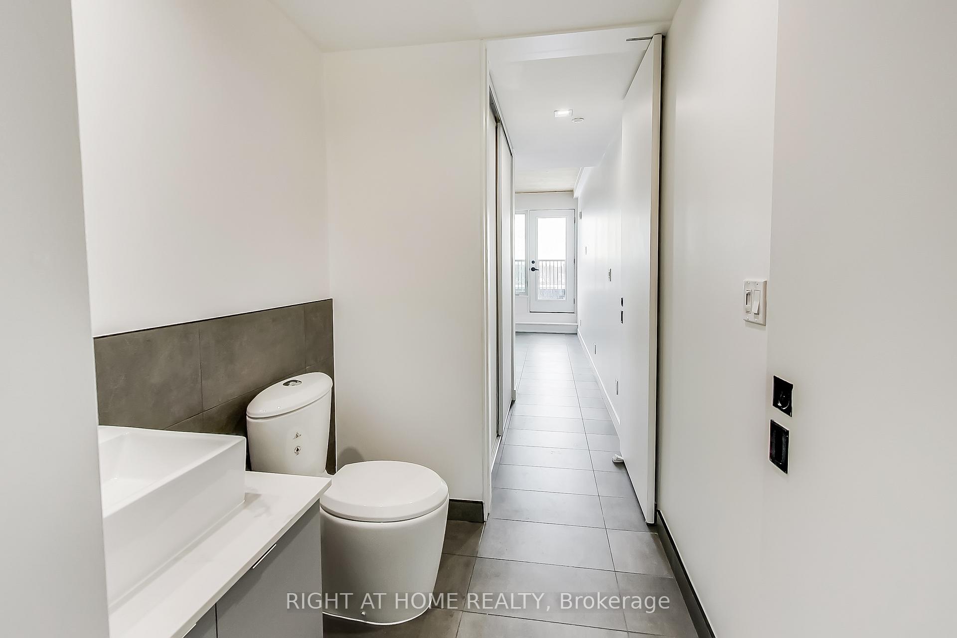 Photo 12 of Unit PH, 1602 Queen Street E, Toronto, Greenwood-Coxwell — HOMEH