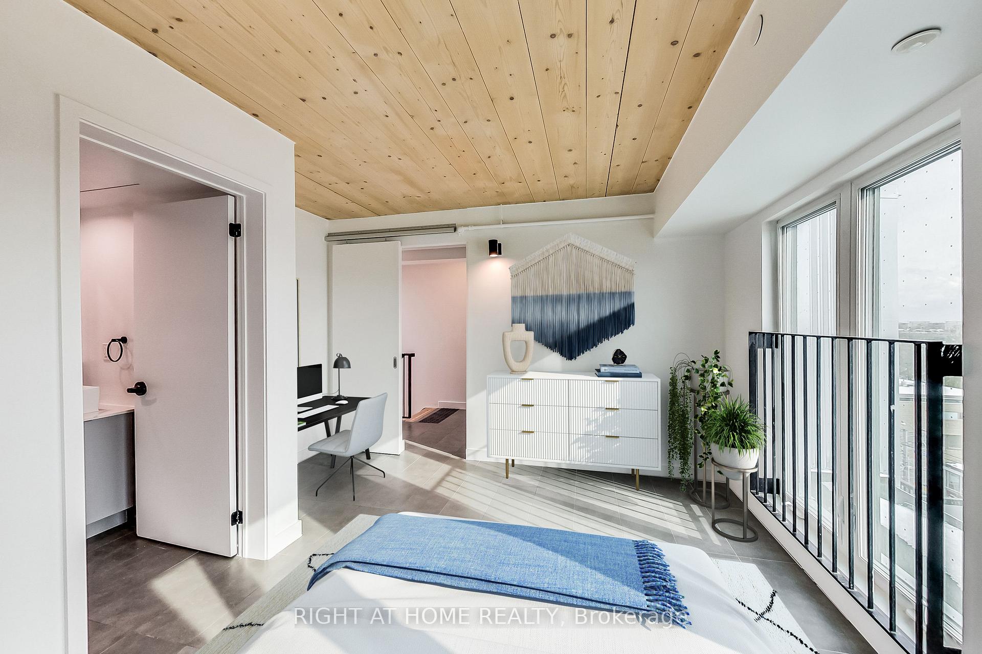 Photo 15 of Unit PH, 1602 Queen Street E, Toronto, Greenwood-Coxwell — HOMEH