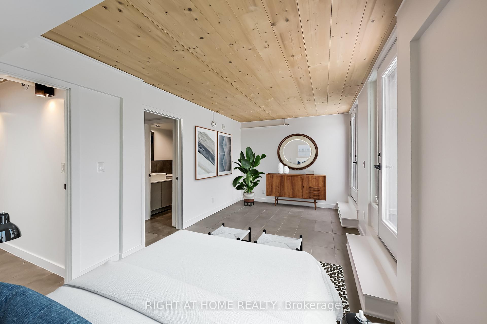 Photo 18 of Unit PH, 1602 Queen Street E, Toronto, Greenwood-Coxwell — HOMEH
