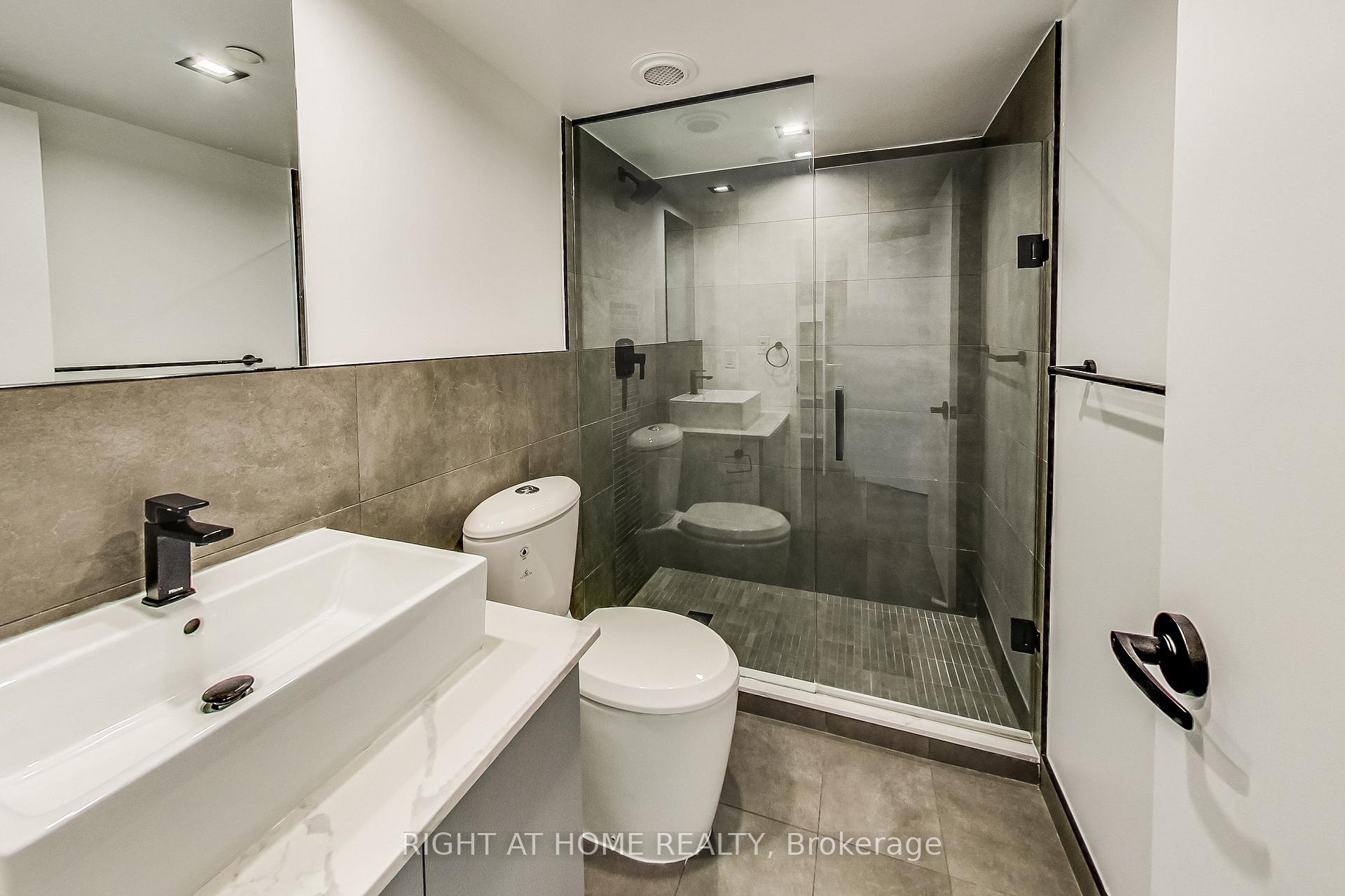 Photo 20 of Unit PH, 1602 Queen Street E, Toronto, Greenwood-Coxwell — HOMEH