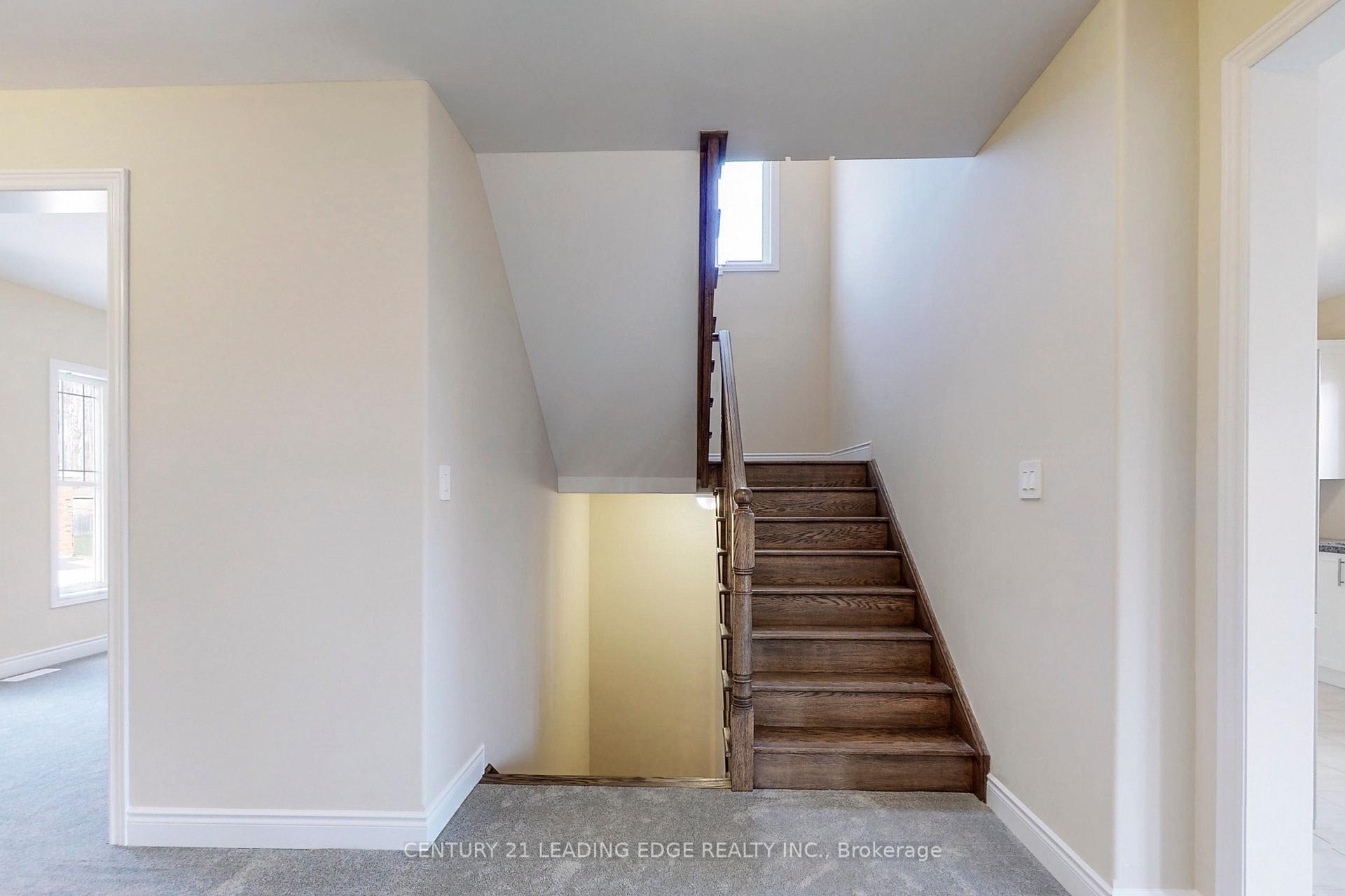 Photo 23 of 3151 Monarch Drive, Orillia — HOMEH