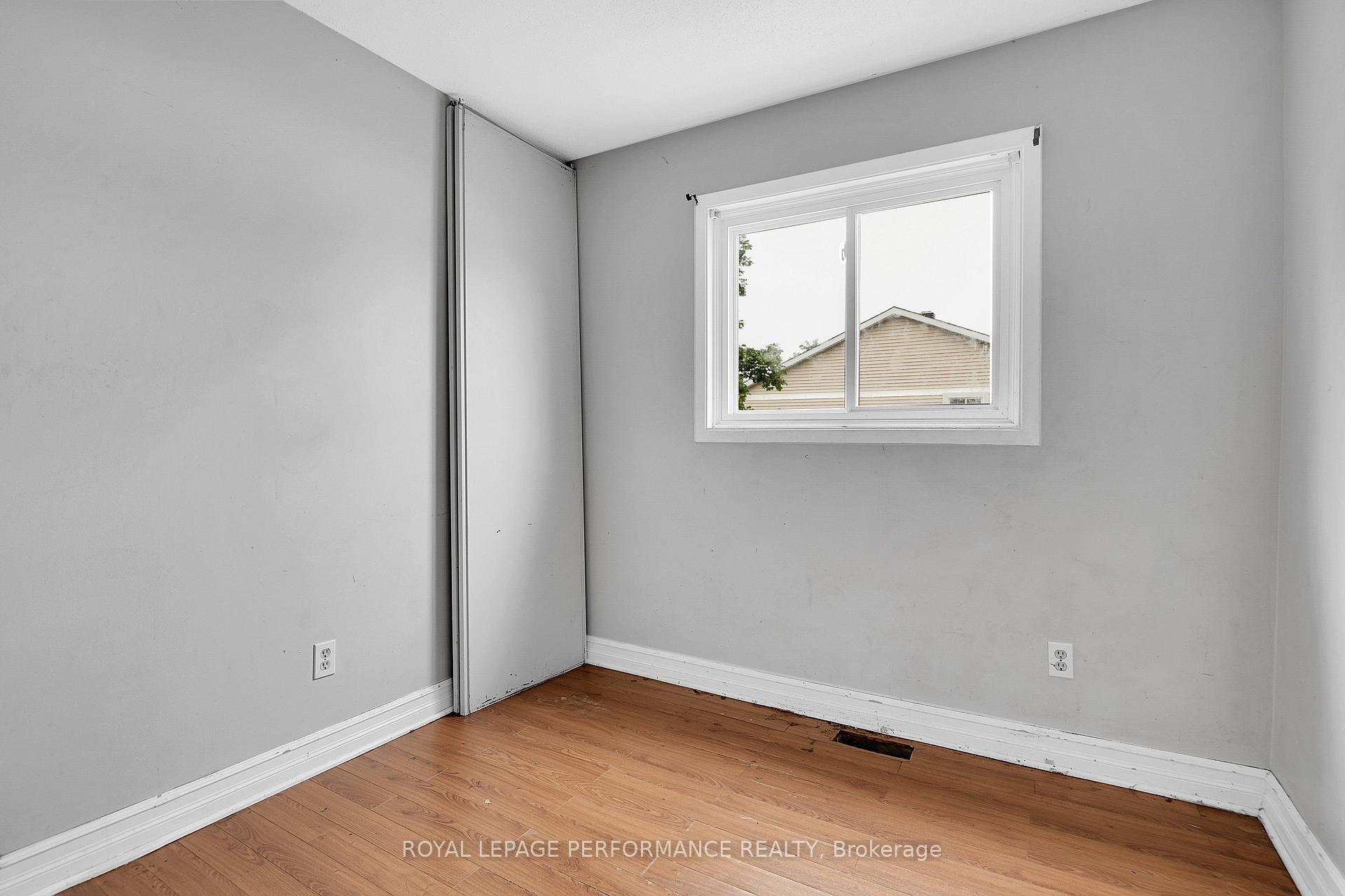 Photo 11 of Unit 33, 1907 Colorado Lane, Ottawa, Orleans/Sunridge — HOMEH