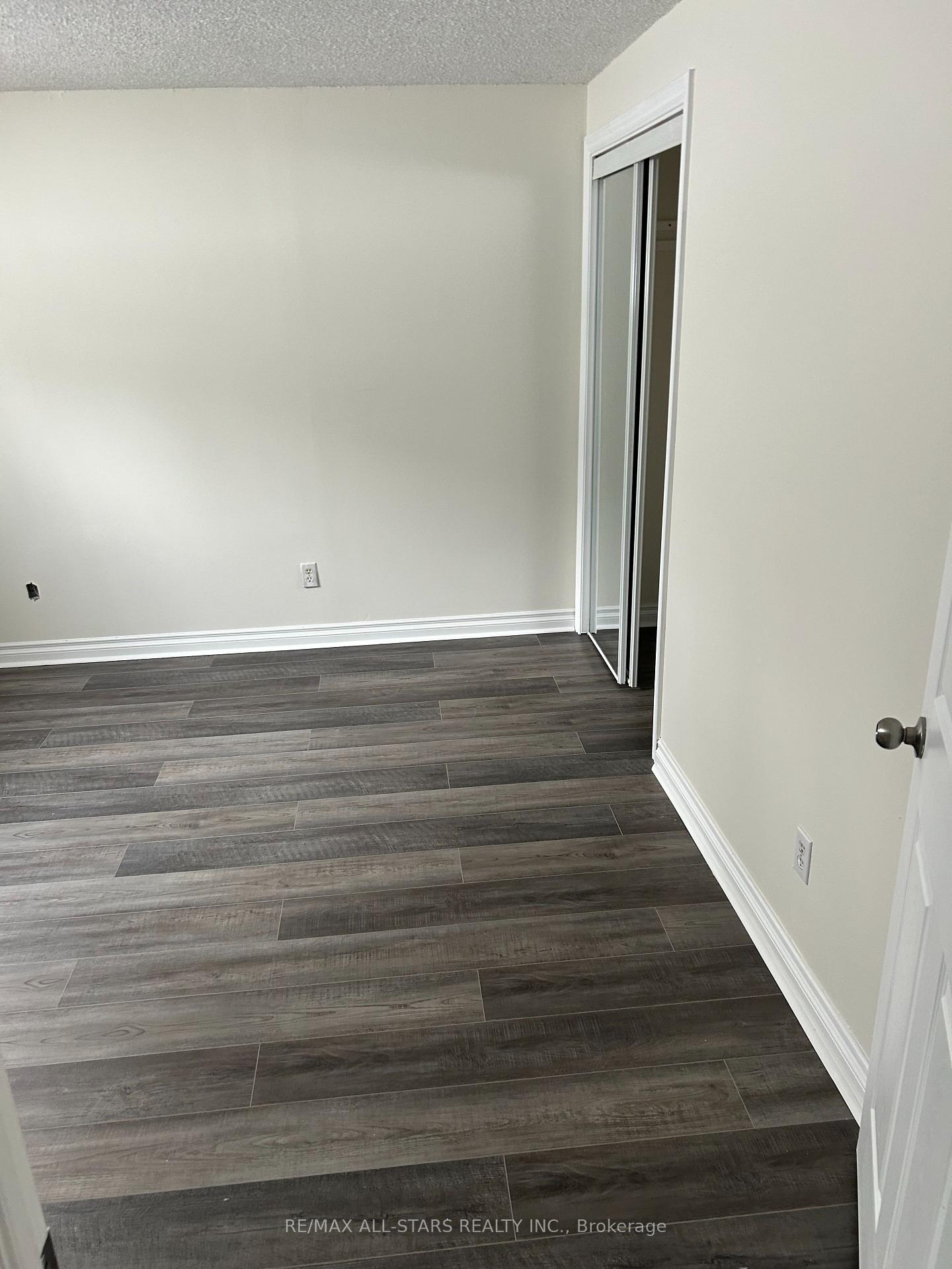 Photo 7 of 197 Pleasant Boulevard, Georgina, Keswick South — HOMEH