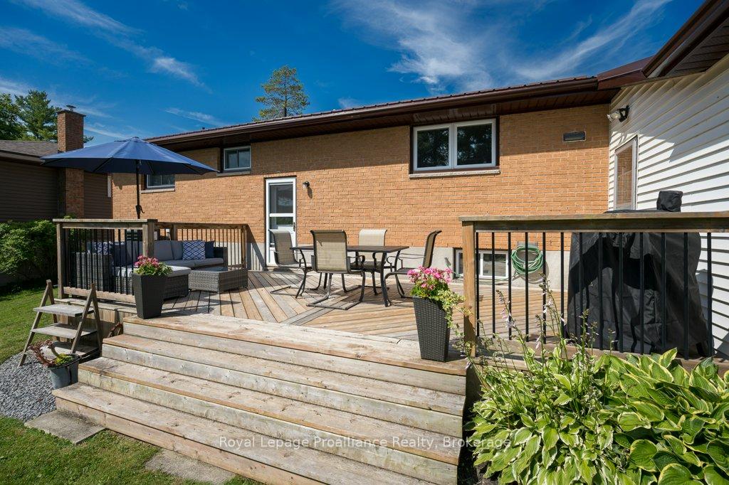 Photo 3 of 193 Henry Street, Stirling-Rawdon, Stirling Ward — HOMEH