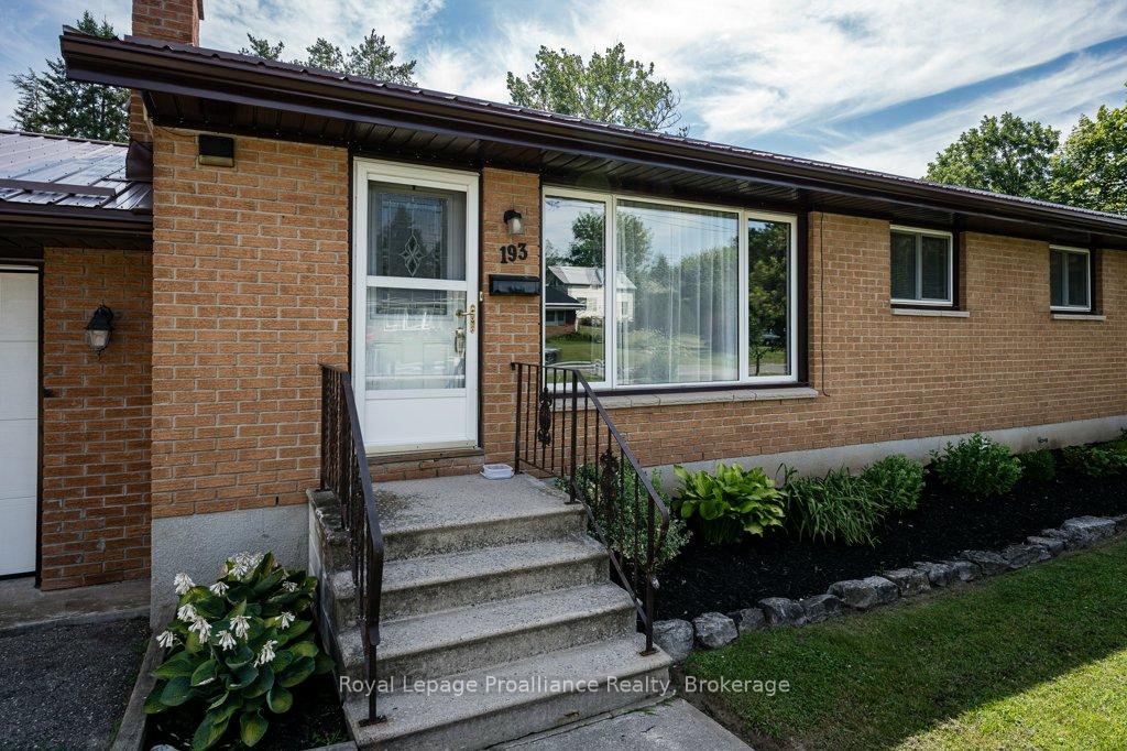 Photo 5 of 193 Henry Street, Stirling-Rawdon, Stirling Ward — HOMEH