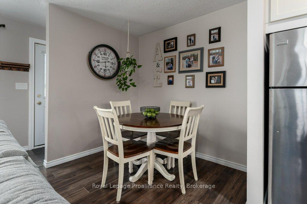Photo 9 of 193 Henry Street, Stirling-Rawdon, Stirling Ward — HOMEH