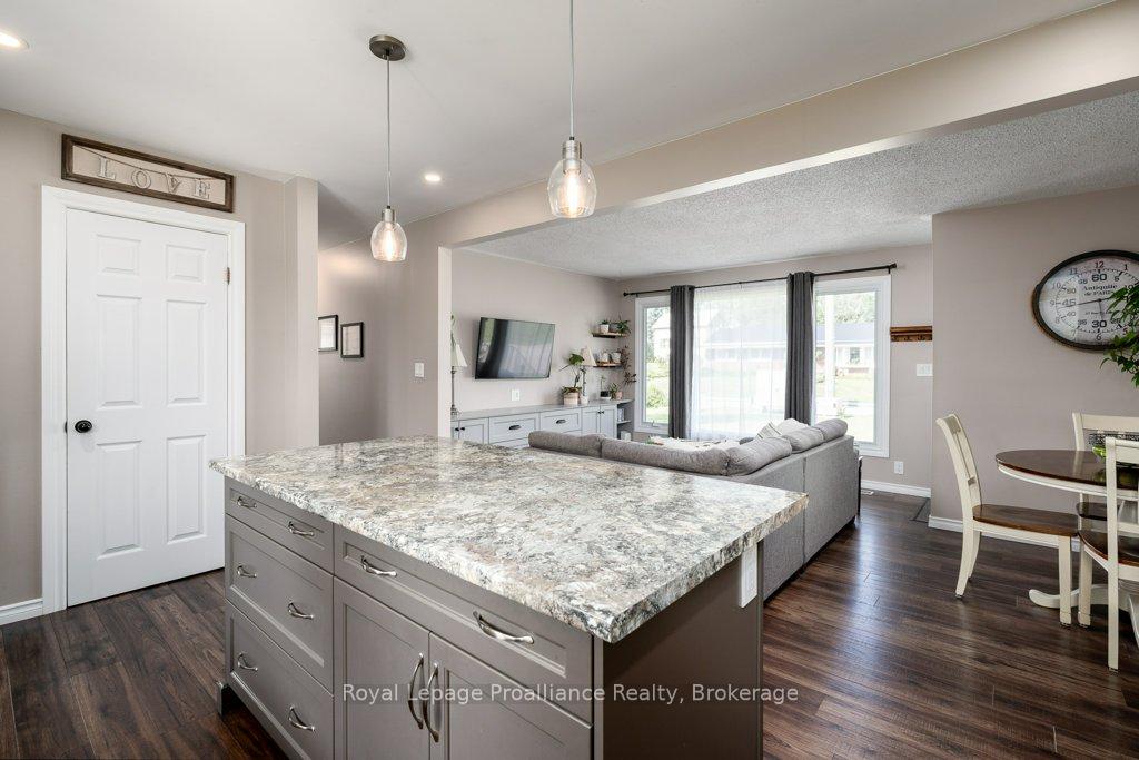 Photo 14 of 193 Henry Street, Stirling-Rawdon, Stirling Ward — HOMEH