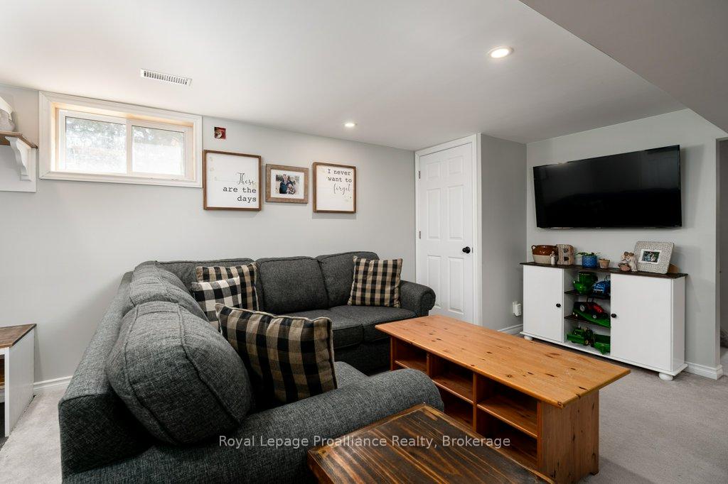 Photo 23 of 193 Henry Street, Stirling-Rawdon, Stirling Ward — HOMEH