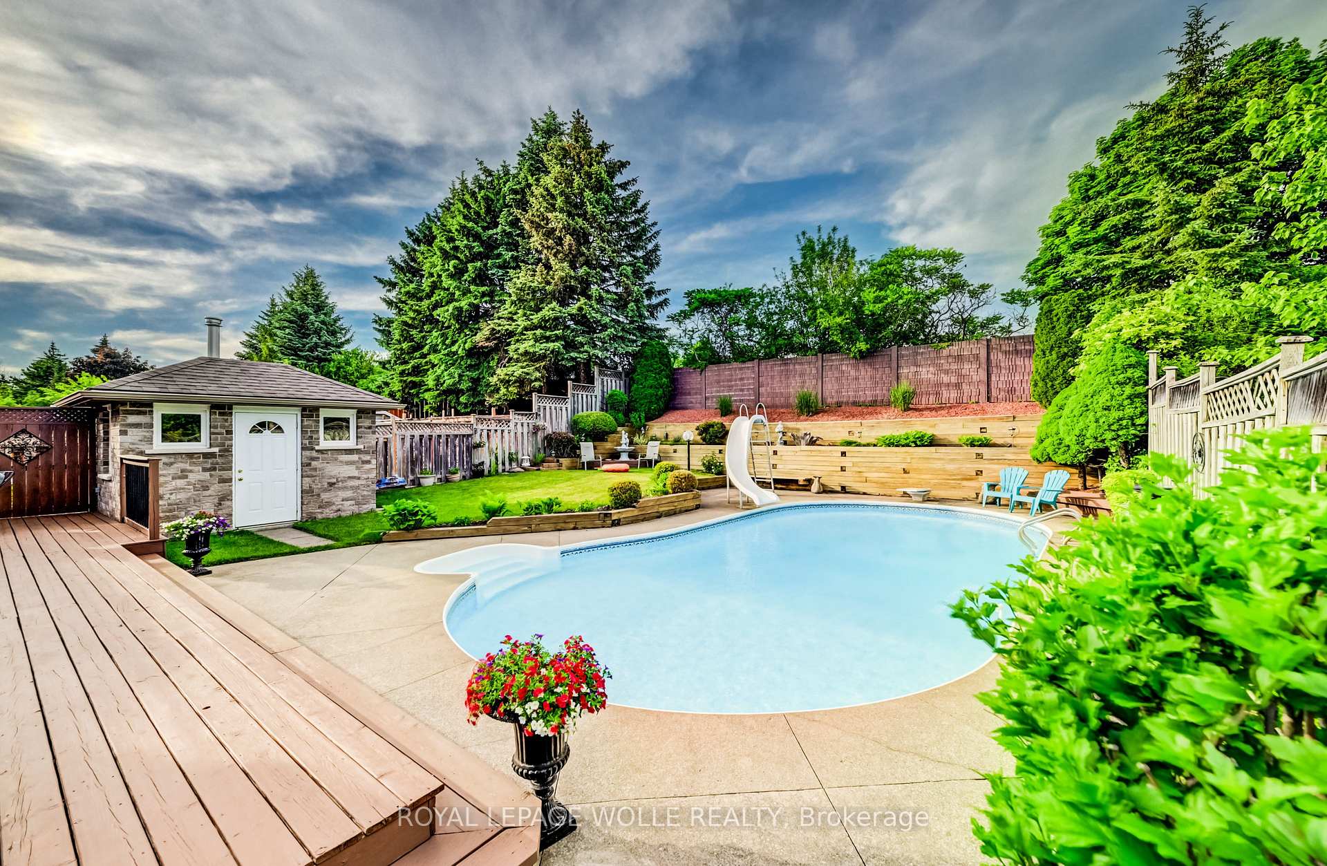 Photo 44 of 48 Lennox Crescent, Kitchener, Victoria Hills — HOMEH