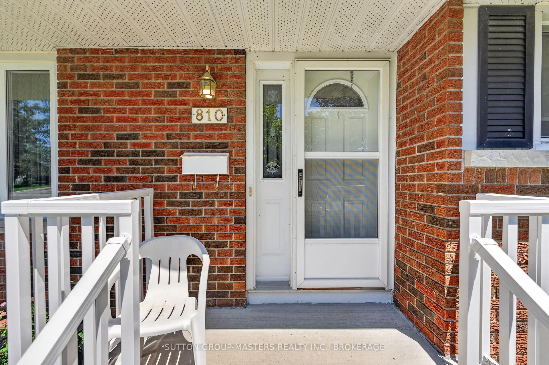 Photo 2 of 810 Haverhill Drive, Kingston, City SouthWest — HOMEH