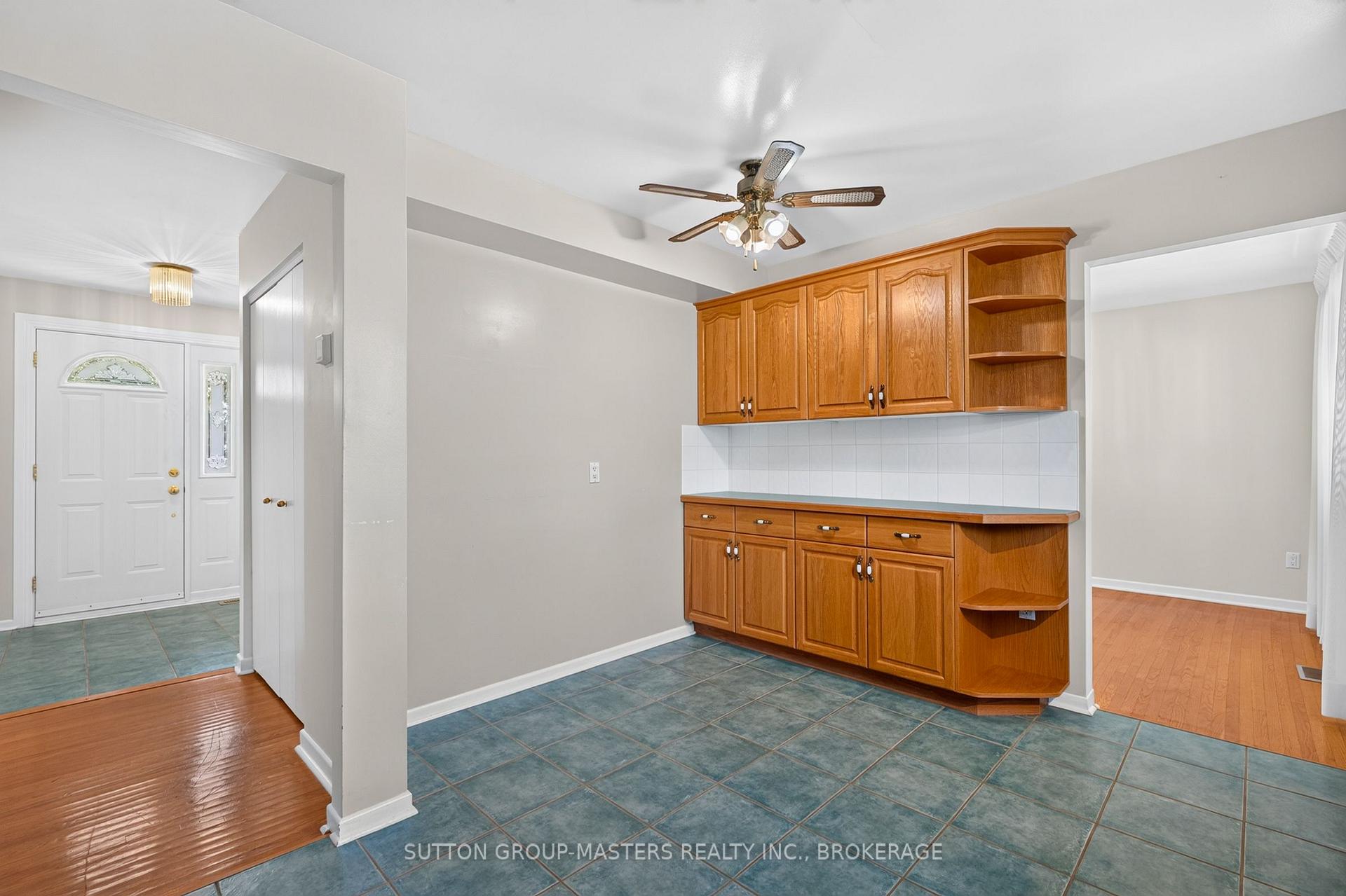 Photo 10 of 810 Haverhill Drive, Kingston, City SouthWest — HOMEH