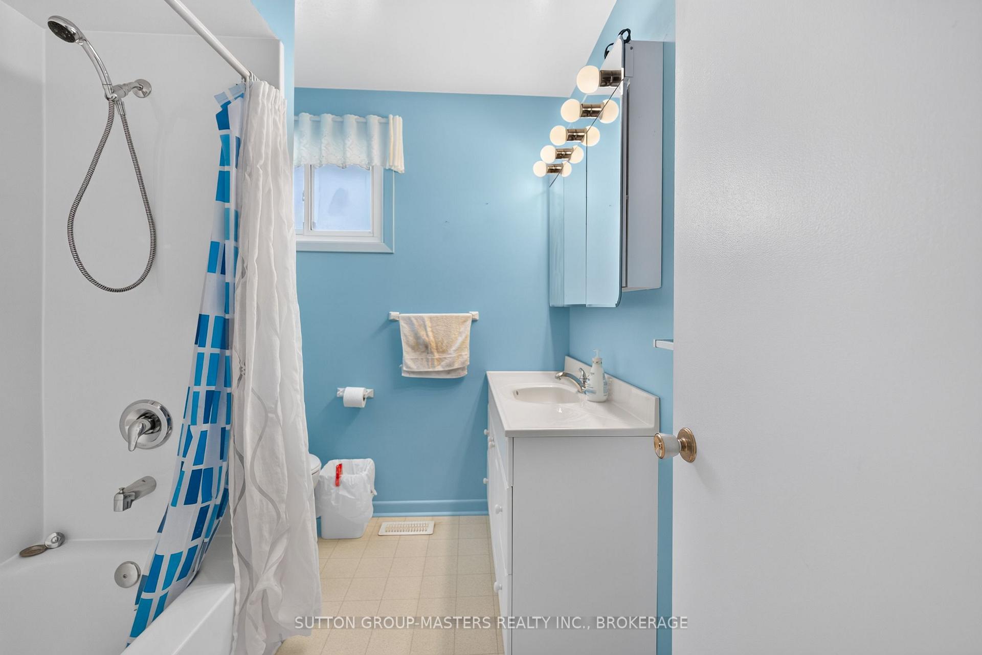 Photo 23 of 810 Haverhill Drive, Kingston, City SouthWest — HOMEH