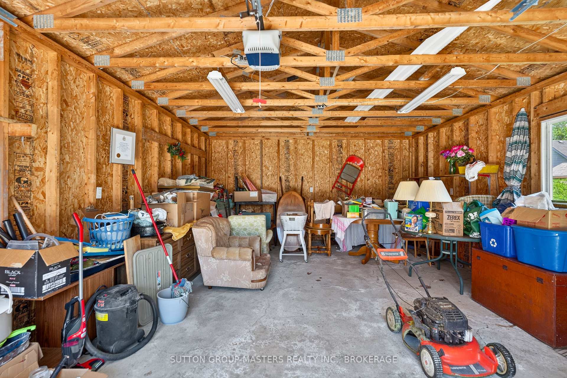 Photo 38 of 810 Haverhill Drive, Kingston, City SouthWest — HOMEH