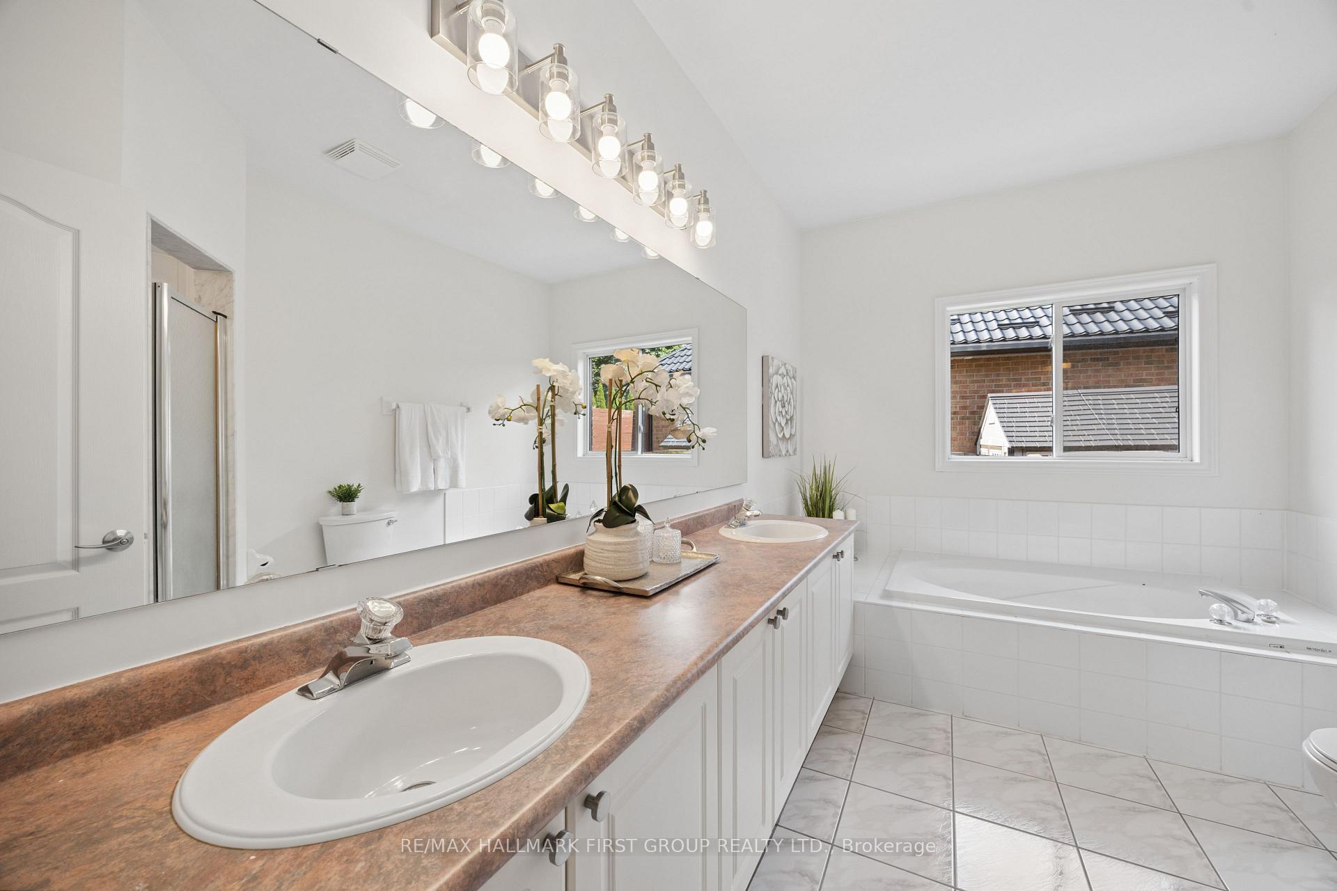 Photo 12 of 2352 Canterbury Crescent, Pickering, Brock Ridge — HOMEH