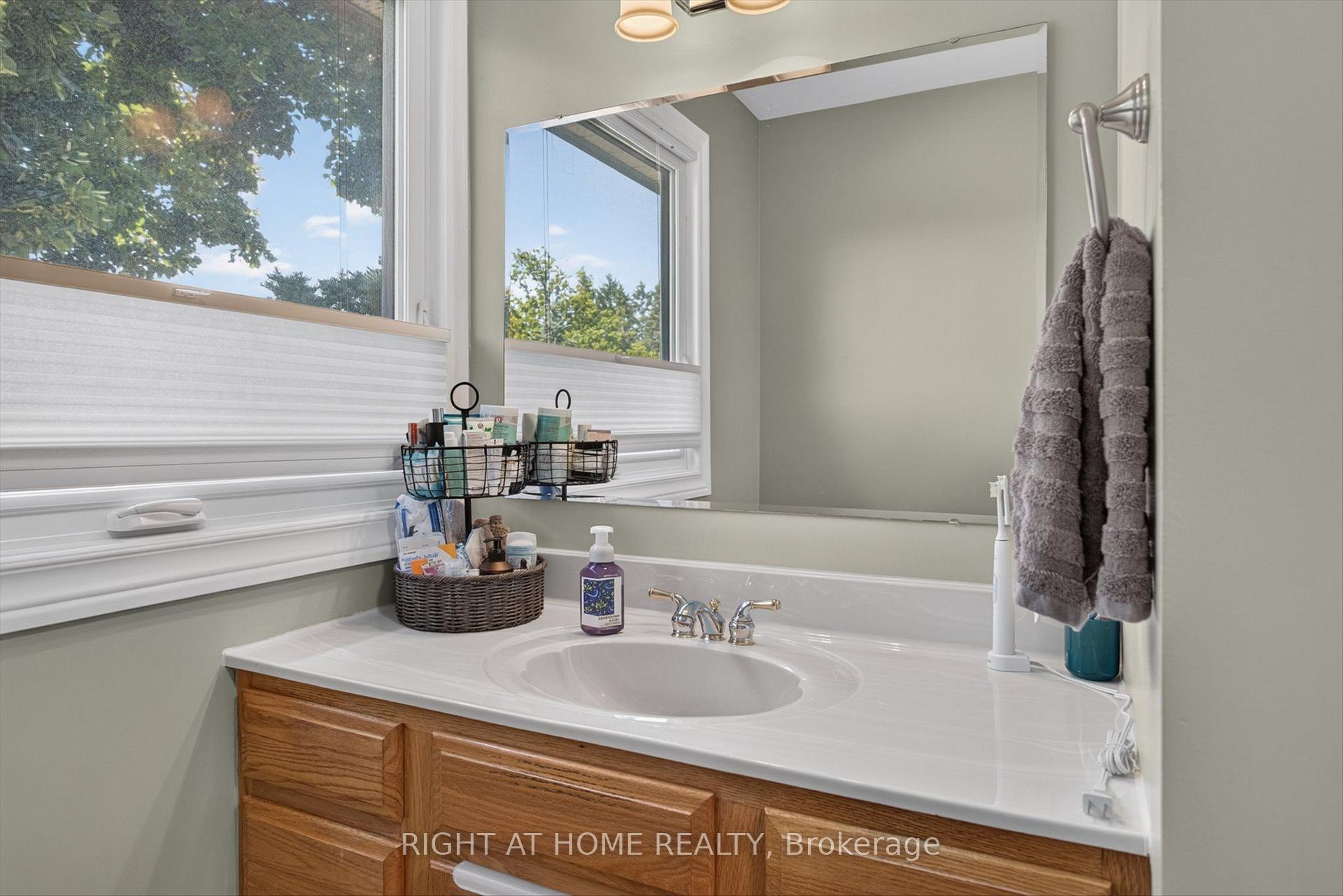 Photo 17 of 1077 Danita Boulevard, Peterborough, Monaghan Ward 2 — HOMEH