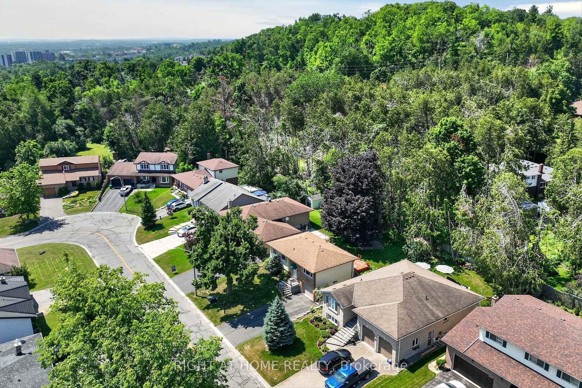 Photo 33 of 1077 Danita Boulevard, Peterborough, Monaghan Ward 2 — HOMEH