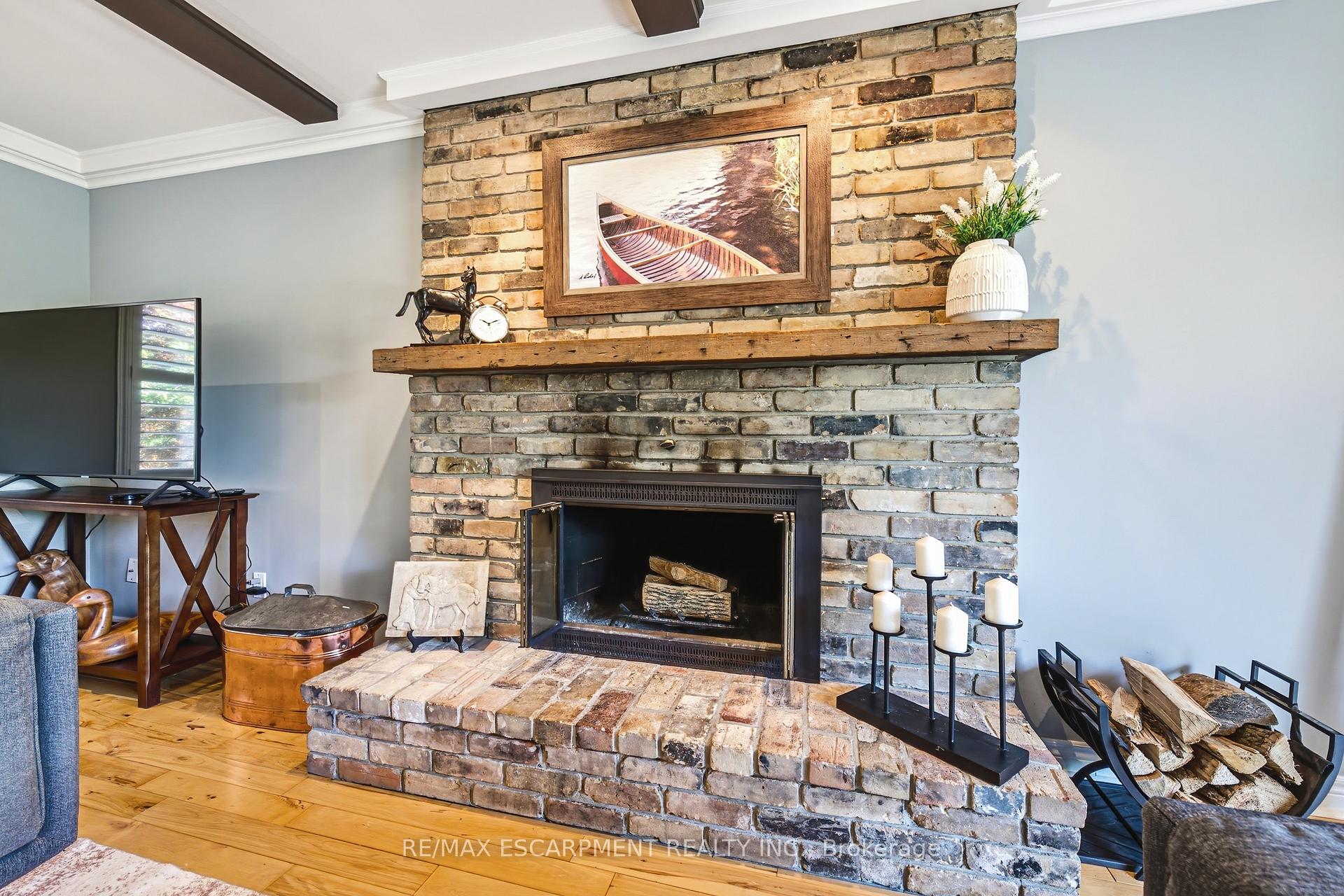 Photo 10 of 3384 Manfred Drive, Burlington, Roseland — HOMEH