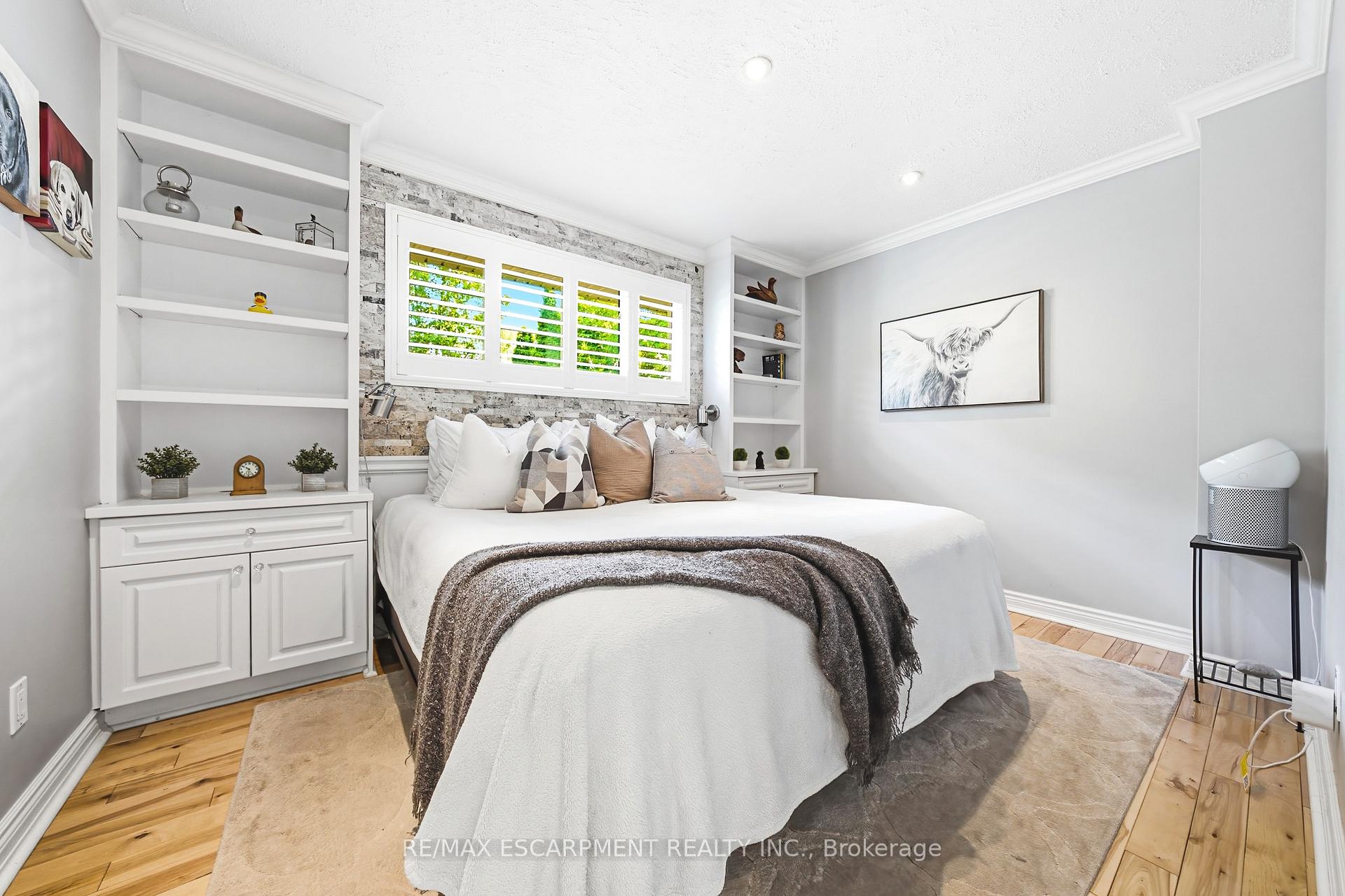 Photo 18 of 3384 Manfred Drive, Burlington, Roseland — HOMEH