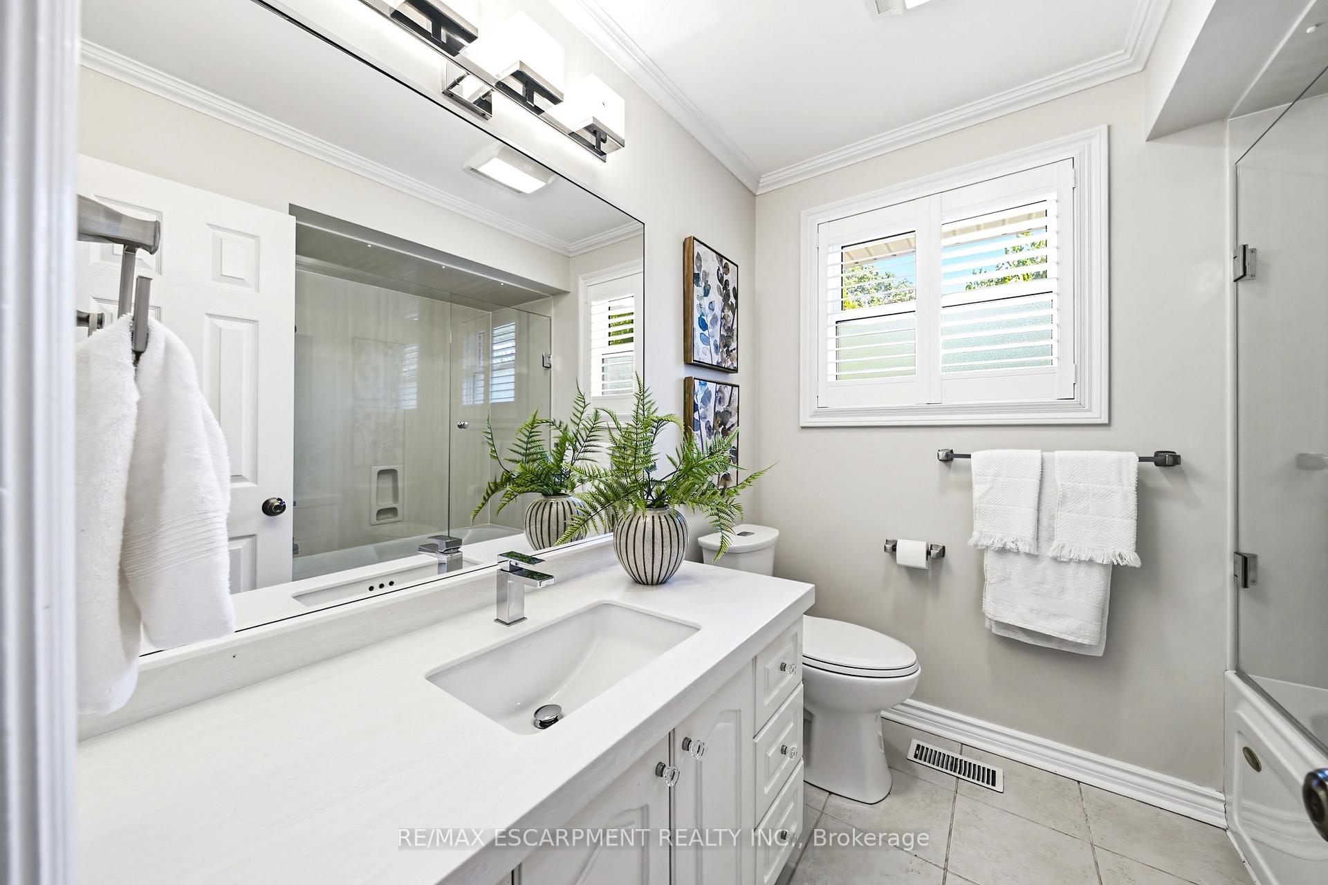 Photo 19 of 3384 Manfred Drive, Burlington, Roseland — HOMEH
