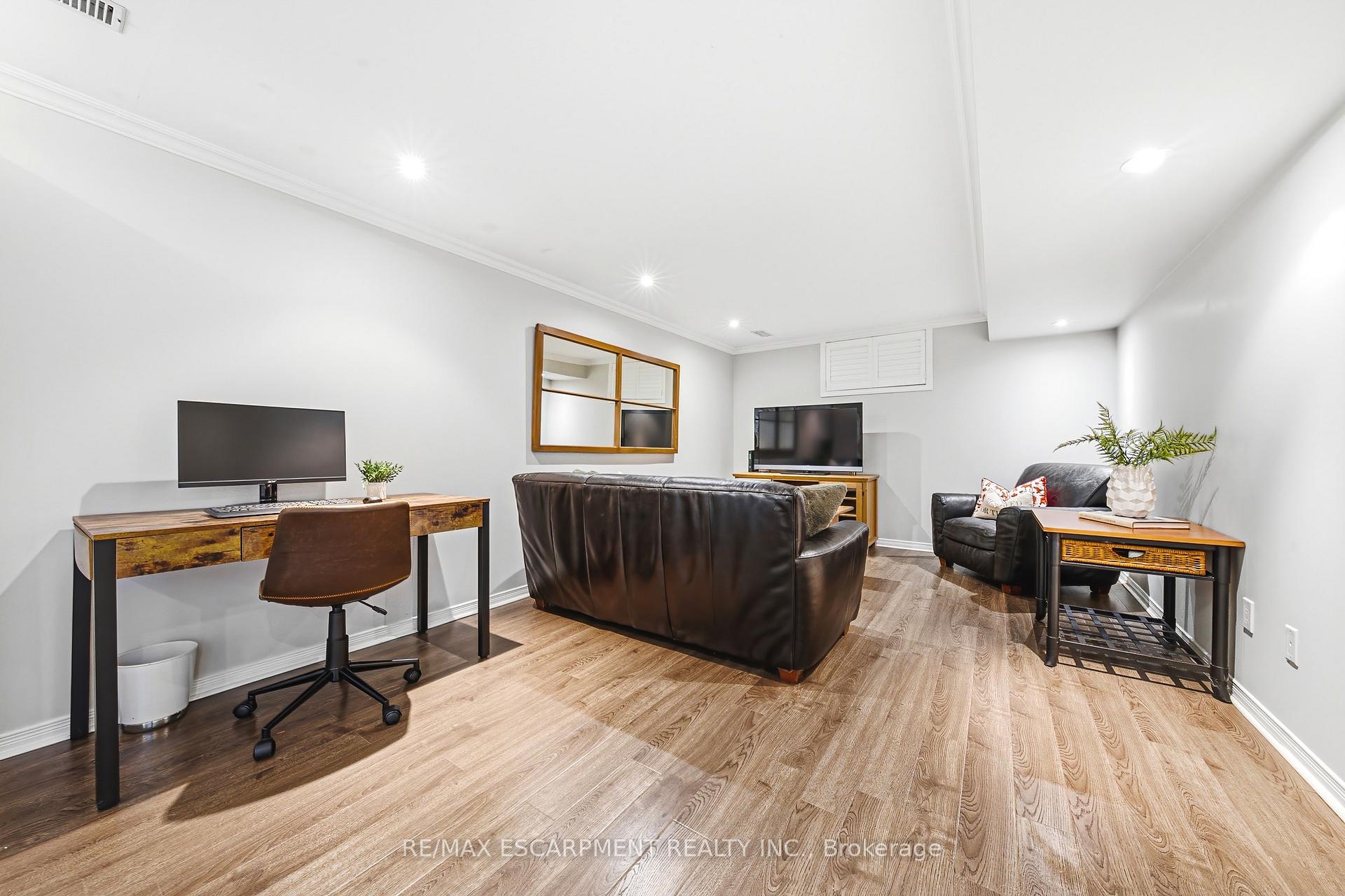 Photo 27 of 3384 Manfred Drive, Burlington, Roseland — HOMEH