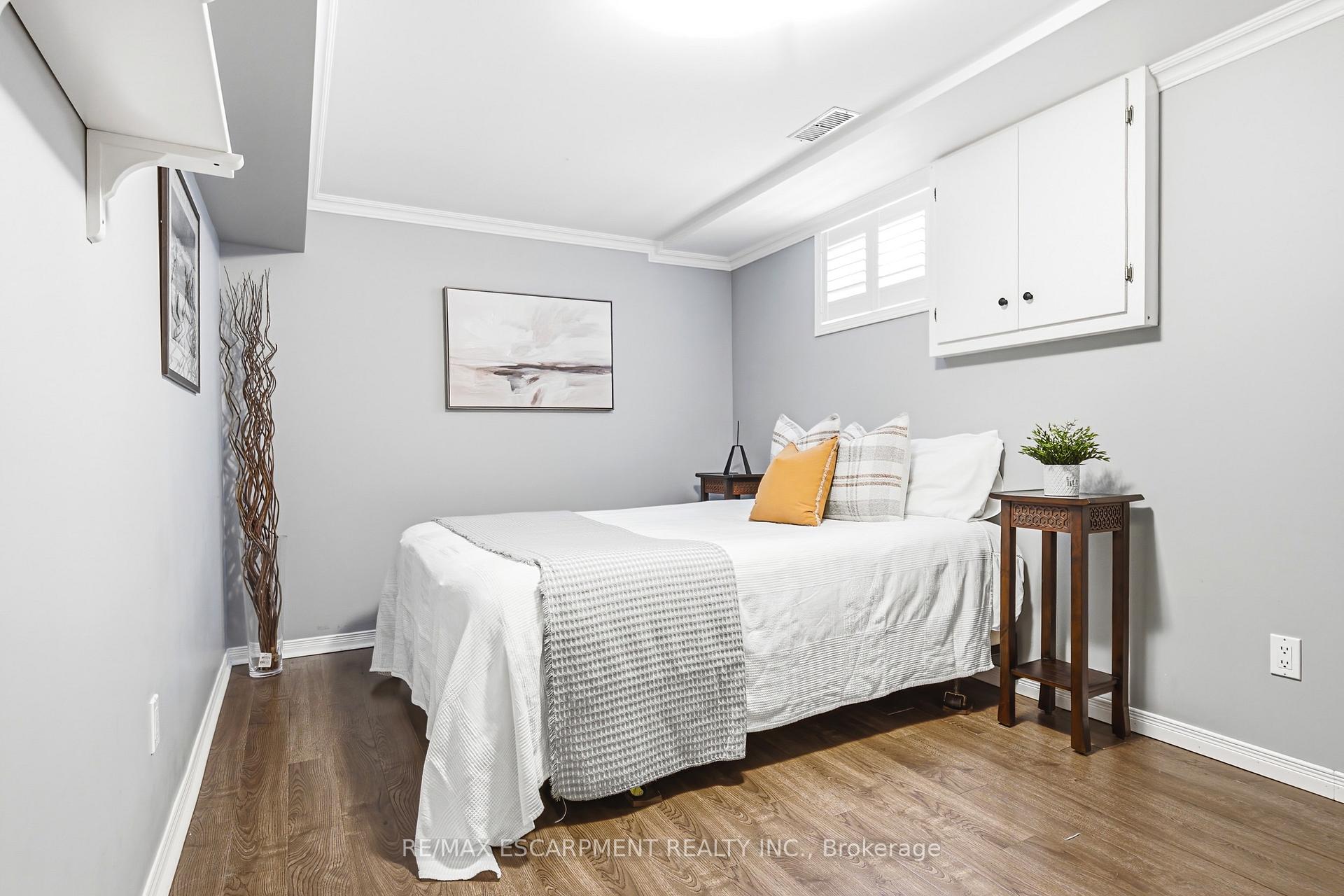Photo 30 of 3384 Manfred Drive, Burlington, Roseland — HOMEH
