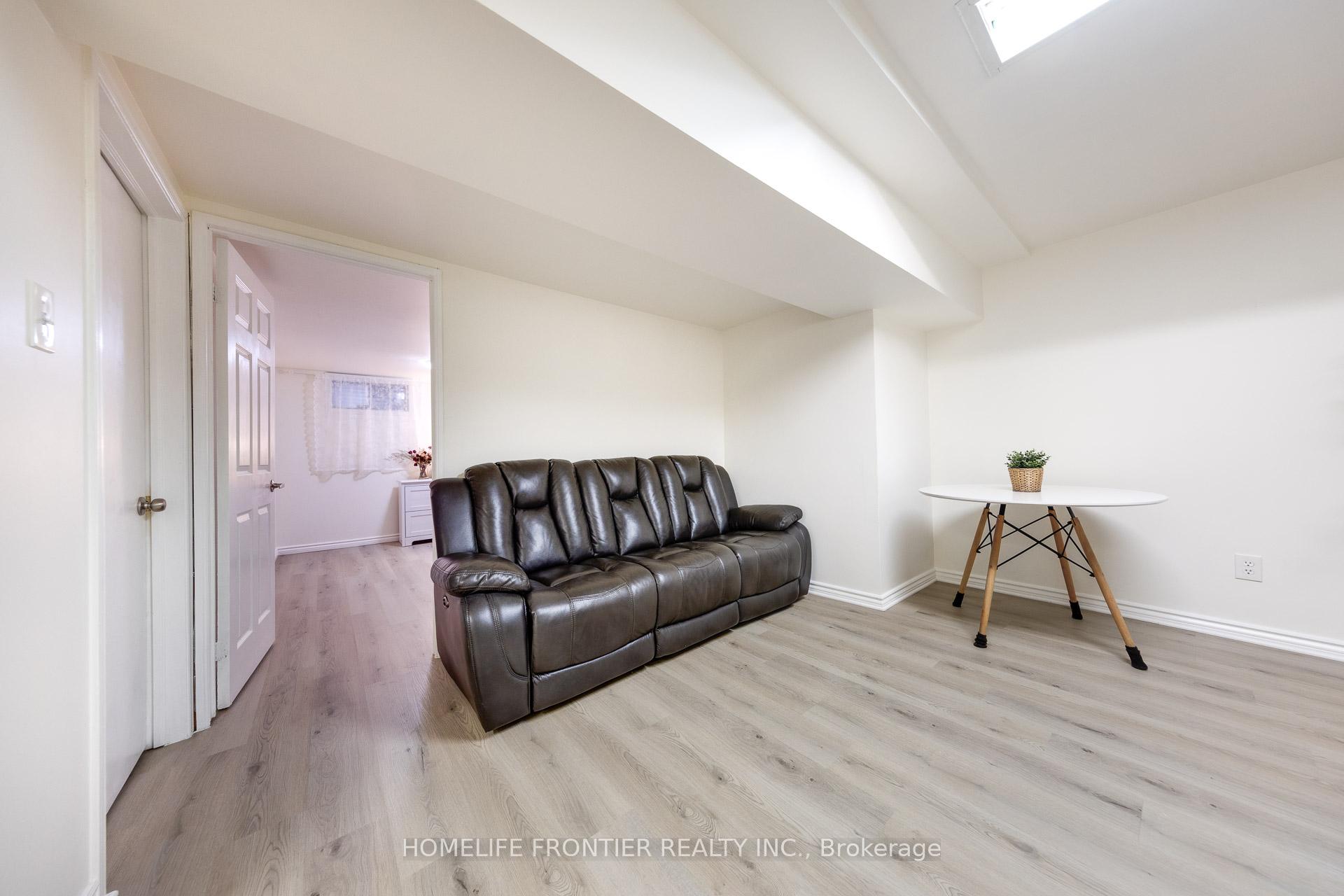 Photo 11 of Unit Bsmt, 258 Conley Street, Vaughan, Lakeview Estates — HOMEH