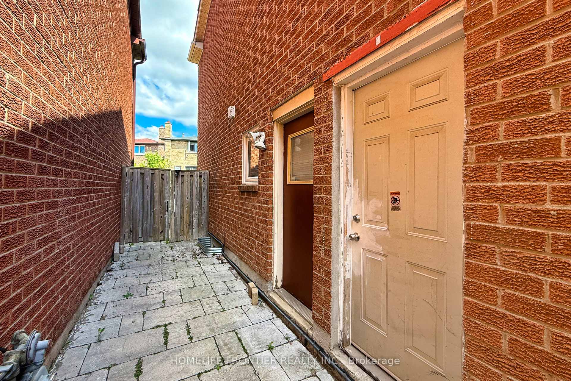 Photo 16 of Unit Bsmt, 258 Conley Street, Vaughan, Lakeview Estates — HOMEH
