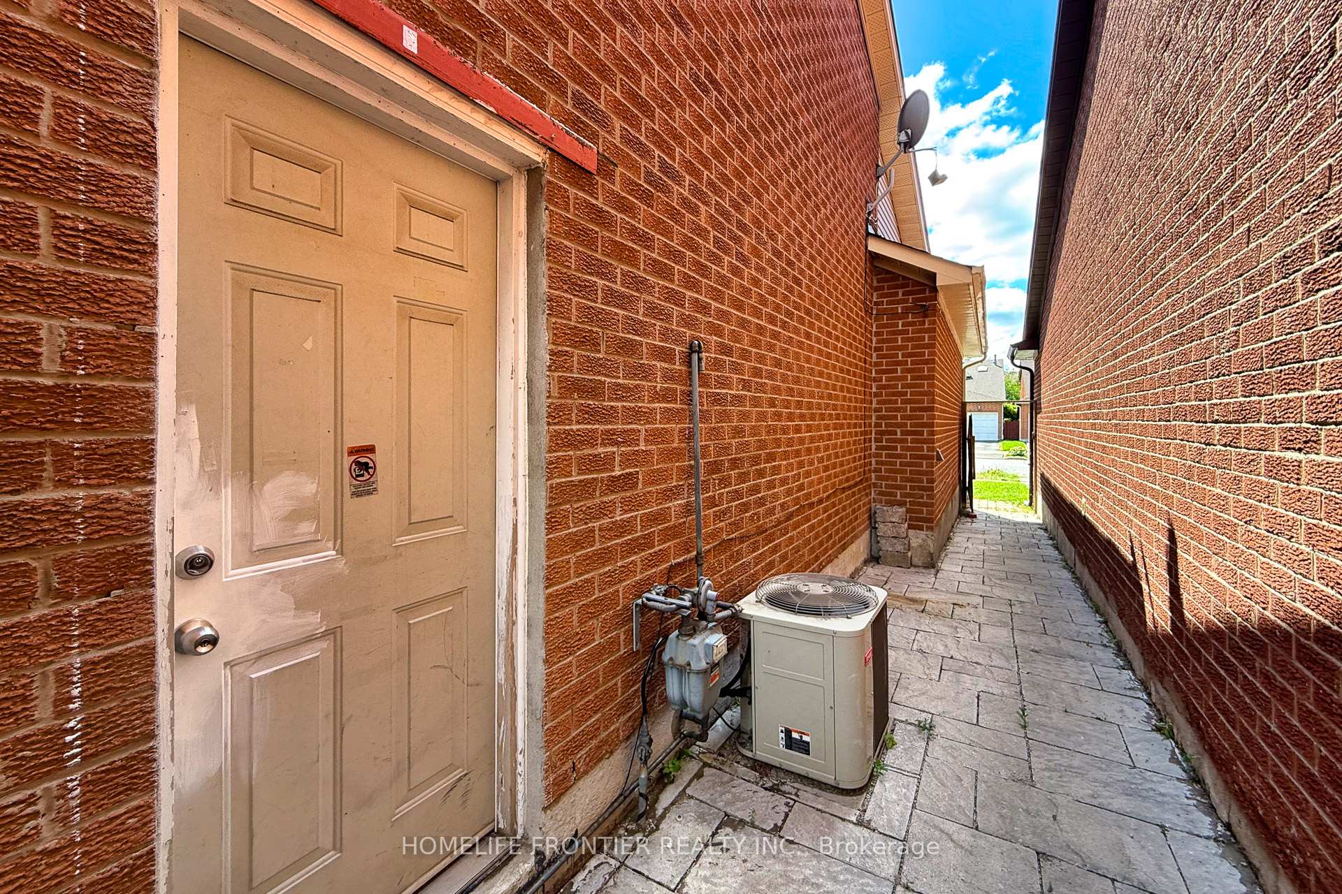 Photo 17 of Unit Bsmt, 258 Conley Street, Vaughan, Lakeview Estates — HOMEH