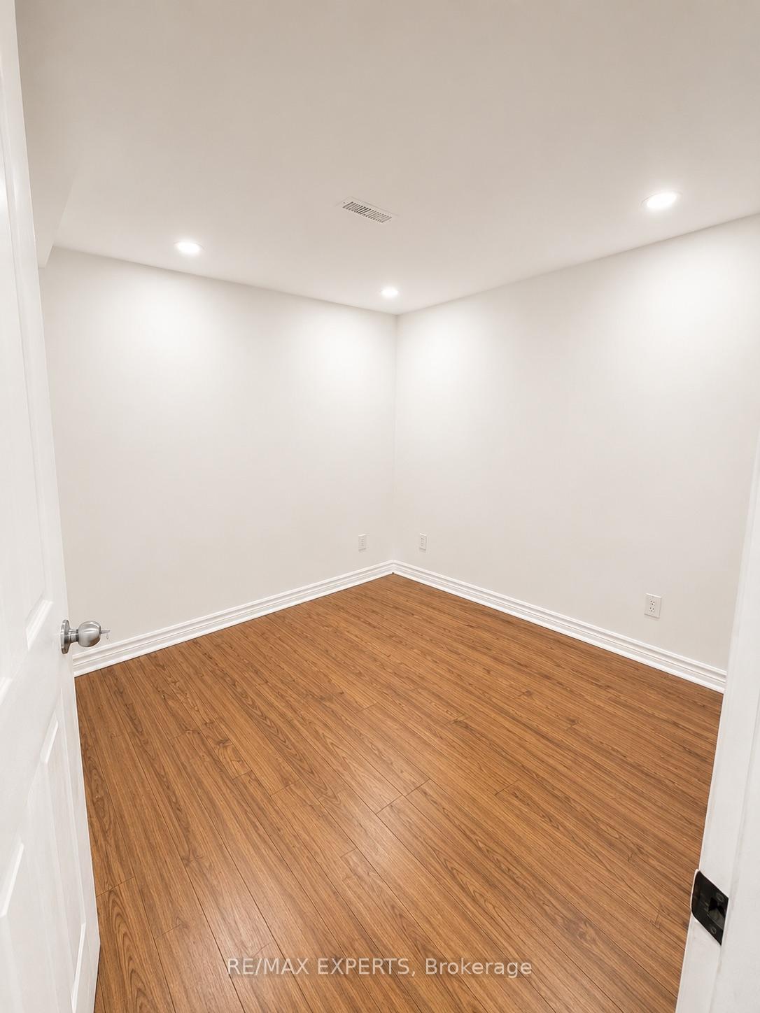 Photo 10 of Unit Bsmt, 4 Mosely Crescent, Ajax, Northeast Ajax — HOMEH