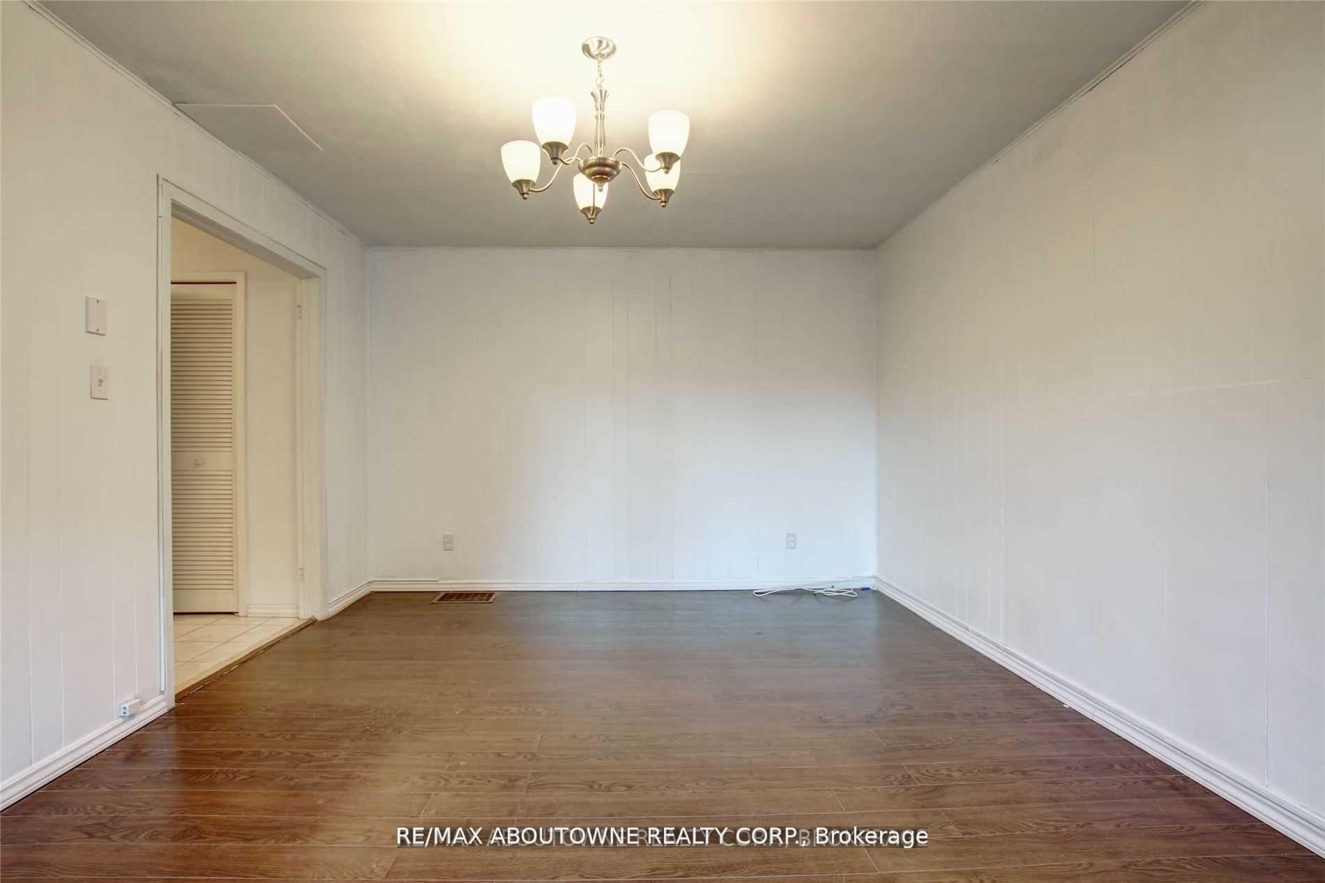 Photo 6 of Unit Lower, 14 Angus Drive, North York, Don Valley Village — HOMEH