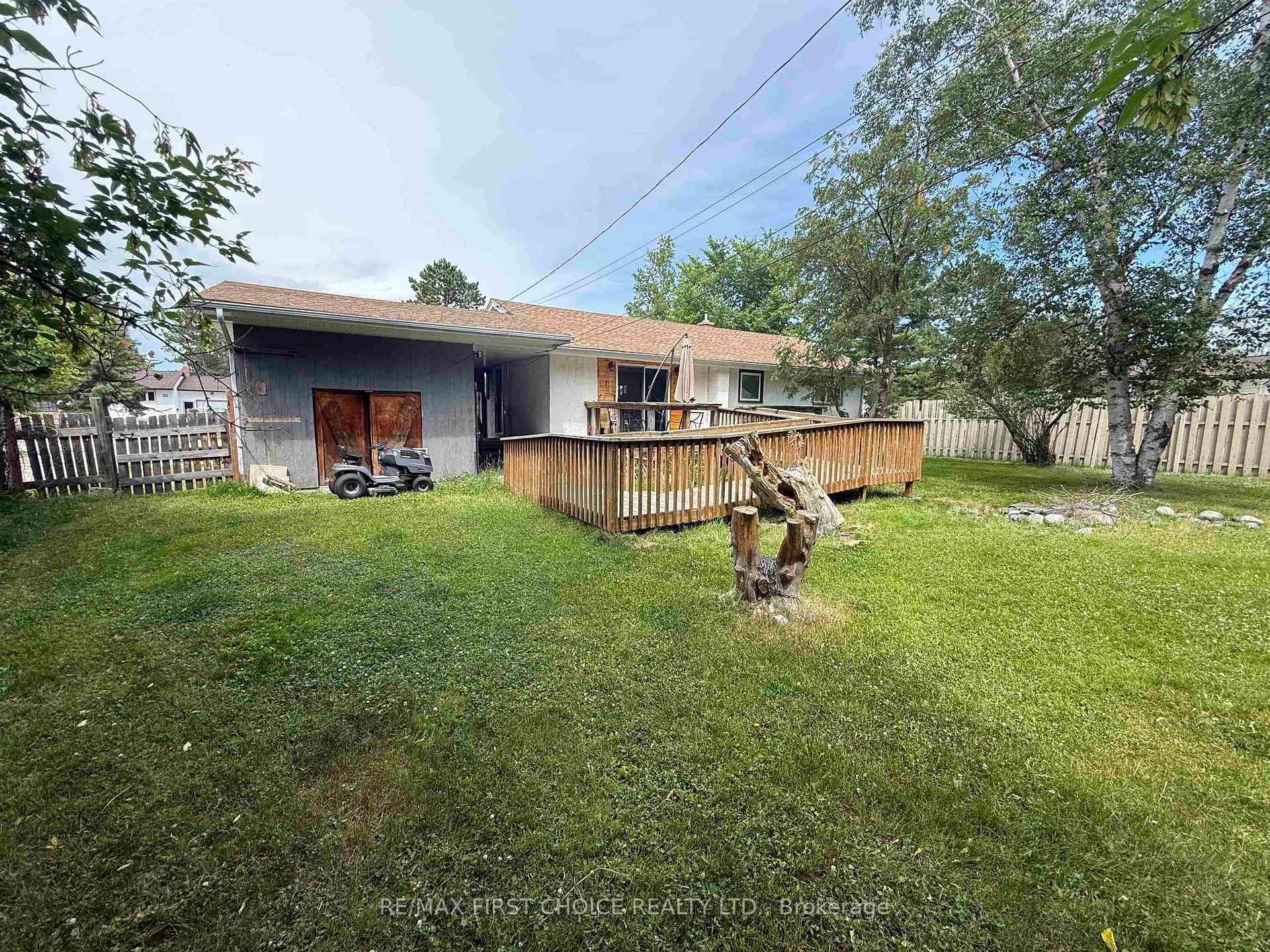 Photo 3 of 116 Parkdale Road, Dryden, Milestone — HOMEH