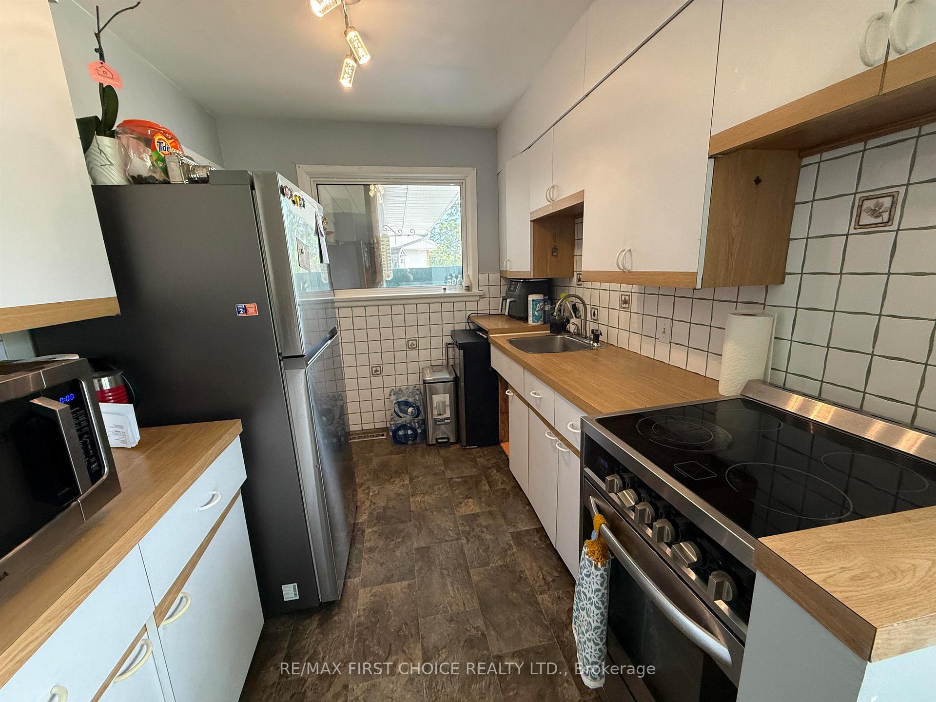 Photo 5 of 116 Parkdale Road, Dryden, Milestone — HOMEH