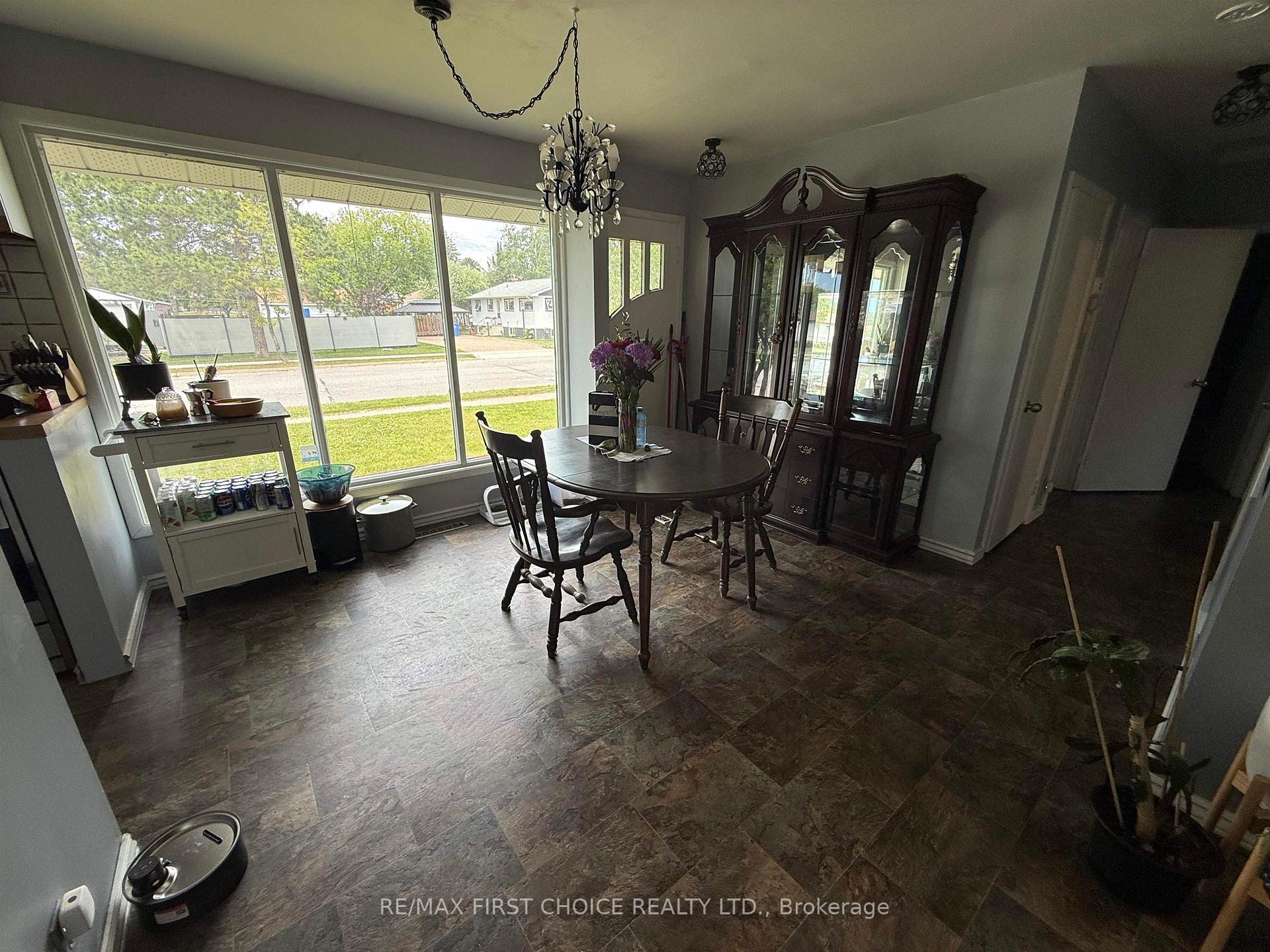Photo 6 of 116 Parkdale Road, Dryden, Milestone — HOMEH