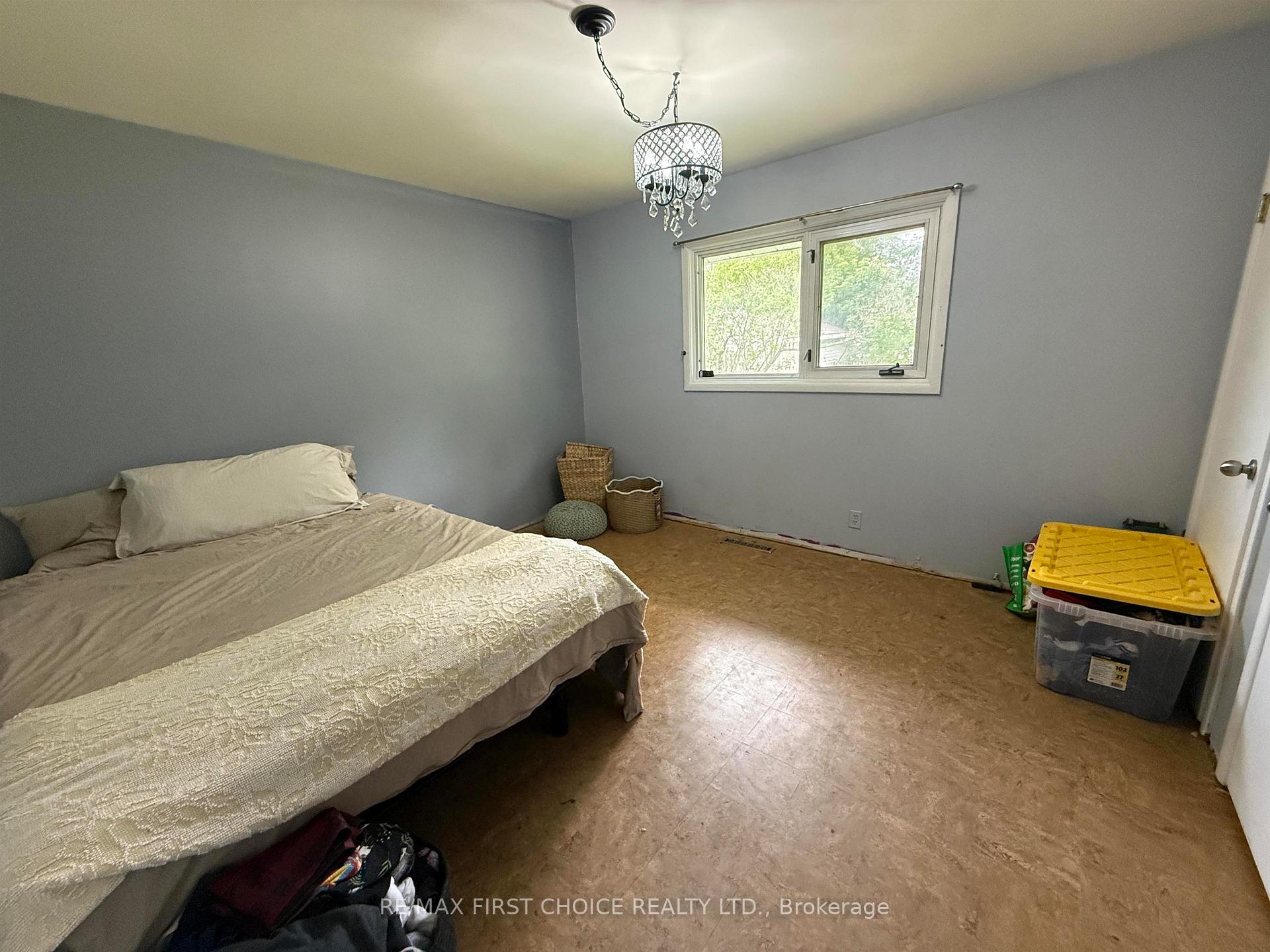 Photo 10 of 116 Parkdale Road, Dryden, Milestone — HOMEH