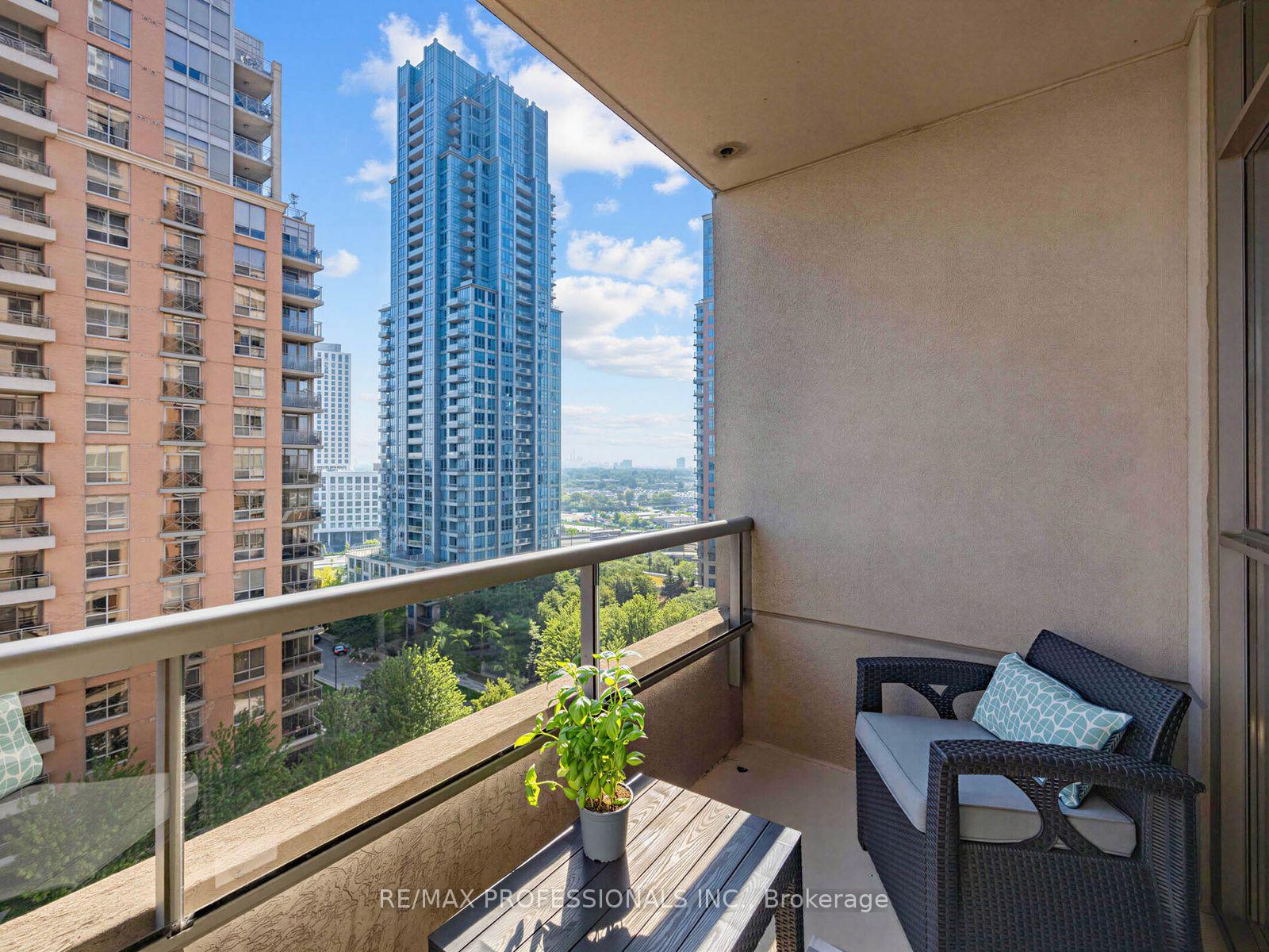 Photo 15 of Unit 1123, 5233 Dundas Street W, Etobicoke, Islington-City Centre West — HOMEH