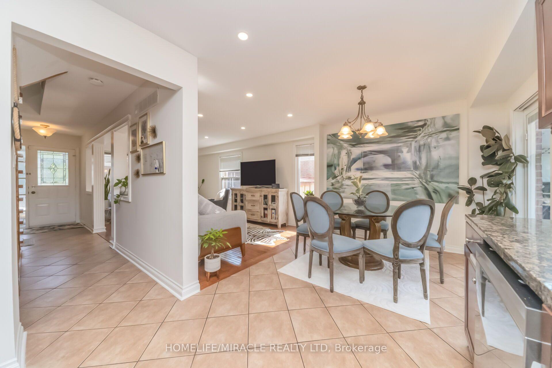 Photo 16 of 64 Aurora Place, Brampton, Heart Lake West — HOMEH