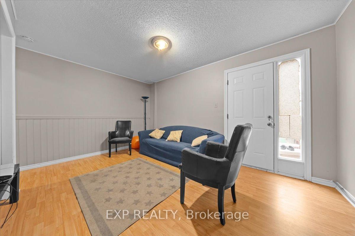 Photo 13 of 140 Castlegreen Private, Ottawa, Hunt Club Park/Greenboro — HOMEH