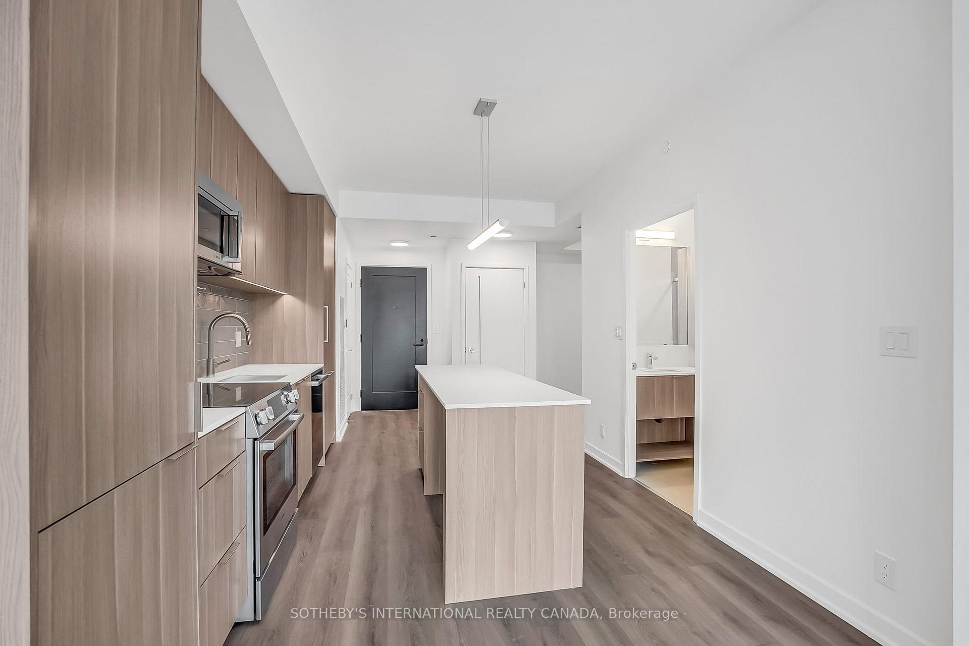 Photo 5 of Unit 1107, 88 Bathurst Street, Toronto, Niagara — HOMEH