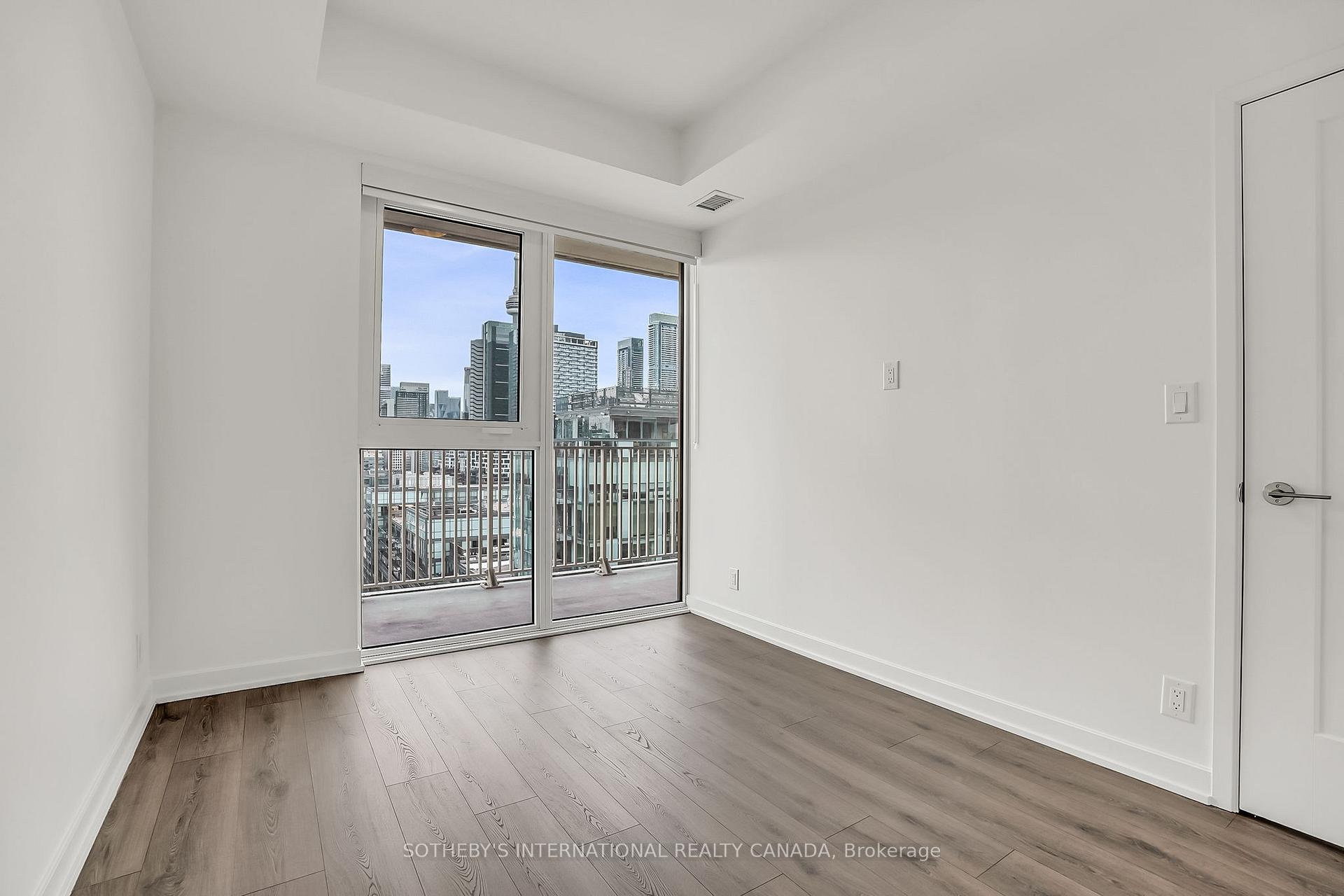 Photo 13 of Unit 1107, 88 Bathurst Street, Toronto, Niagara — HOMEH