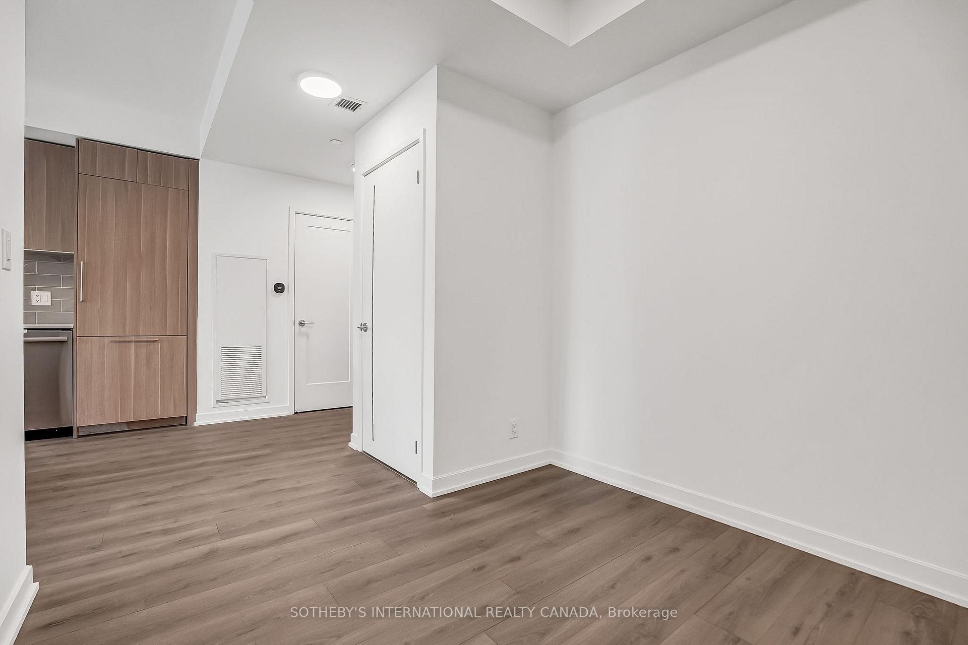 Photo 19 of Unit 1107, 88 Bathurst Street, Toronto, Niagara — HOMEH