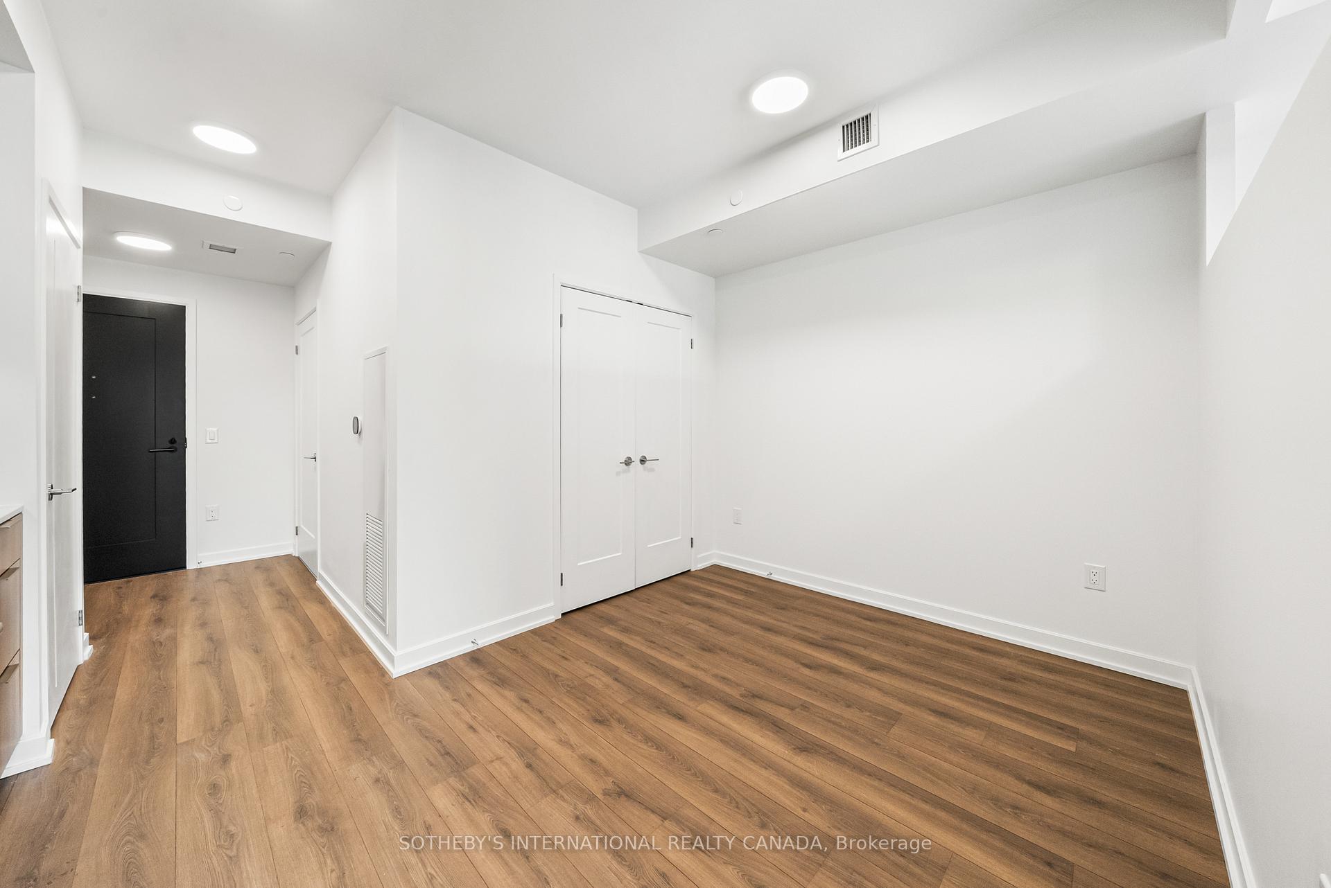 Photo 12 of Unit 1113, 88 Bathurst Street, Toronto, Niagara — HOMEH